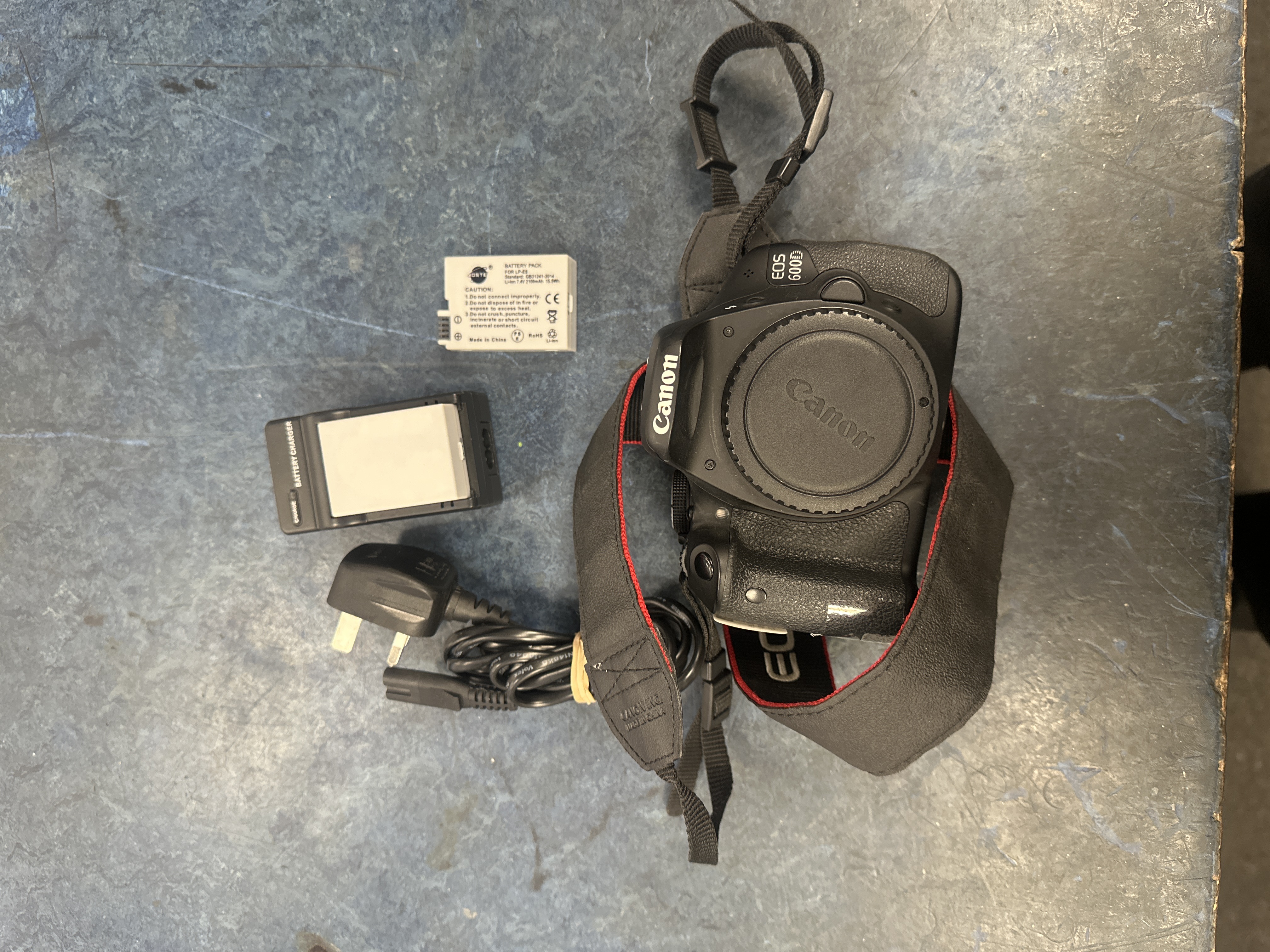 Product photo for Canon canon eos 600d camera only