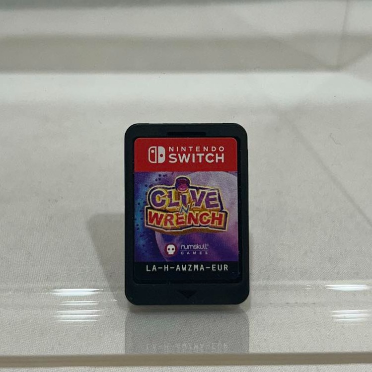 Product photo for Clive 'N' Wrench for Nintendo Switch (NO CASE)