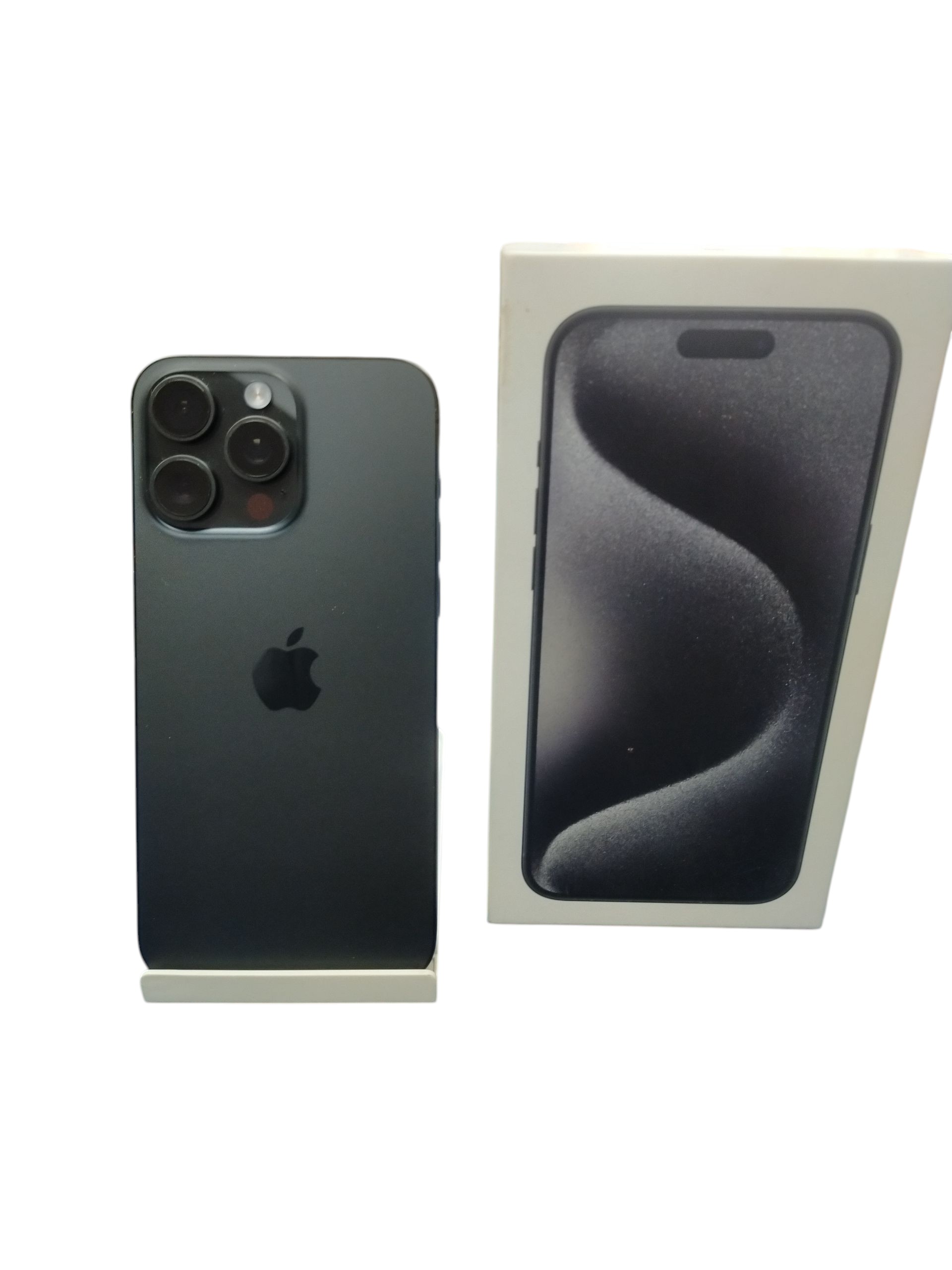 Product photo for Iphone 15 Pro Max (100% BH) Unlocked