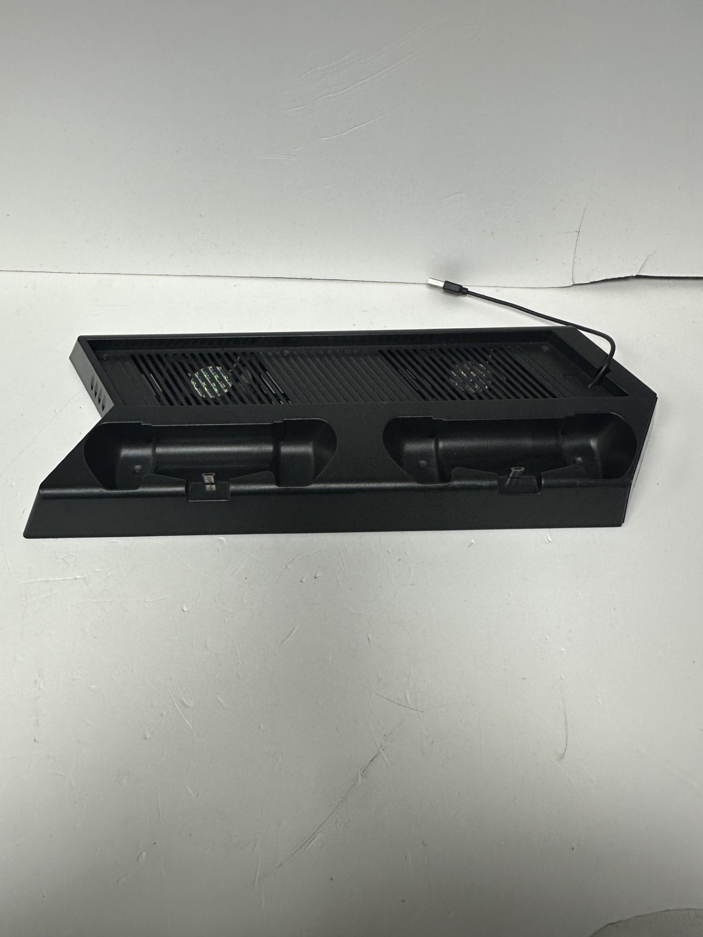 Product photo for PS5 COOLING STAND UNBOXED BLACK