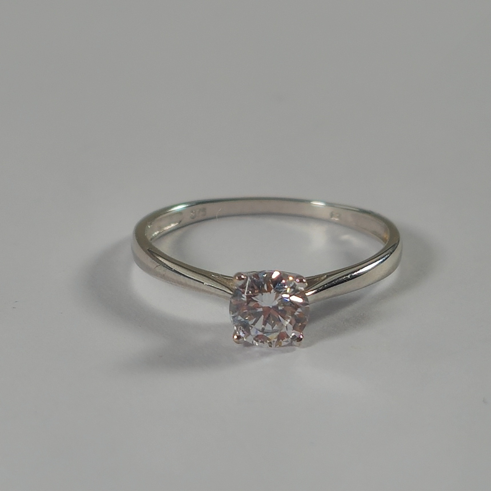 Product photo for 9ct White Gold *CZ* Solitaire Engagement Size J1/2