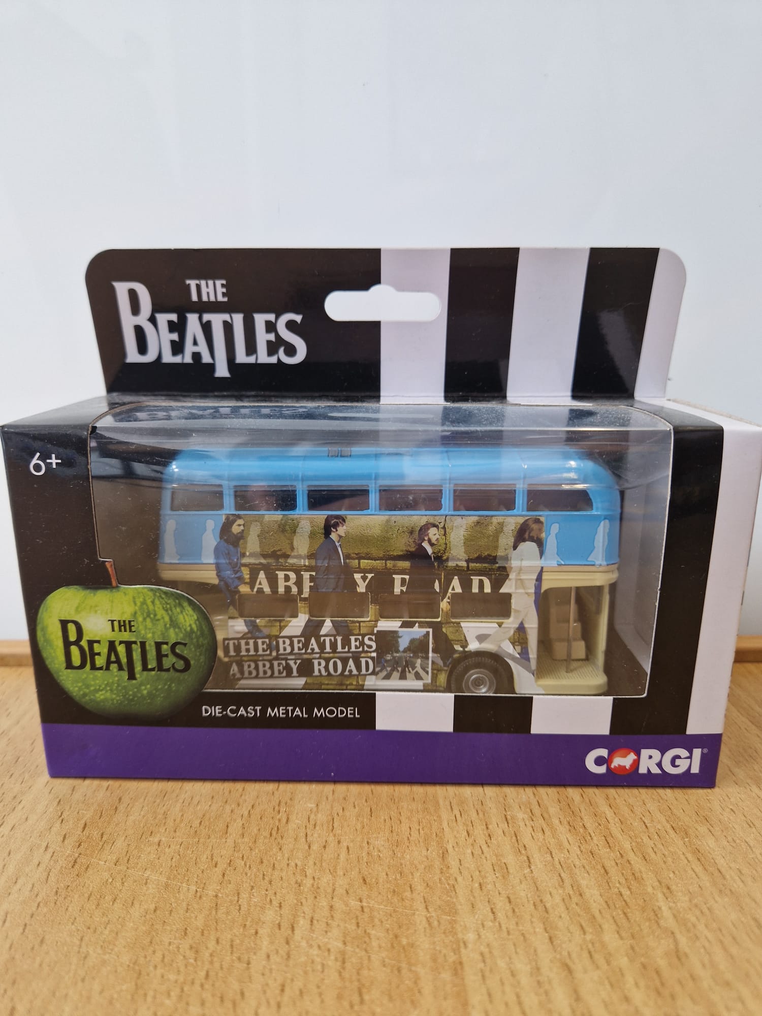Product photo for Corgi  Corgi The Beatles Abbey Road London Bus In Box Very Good Condition