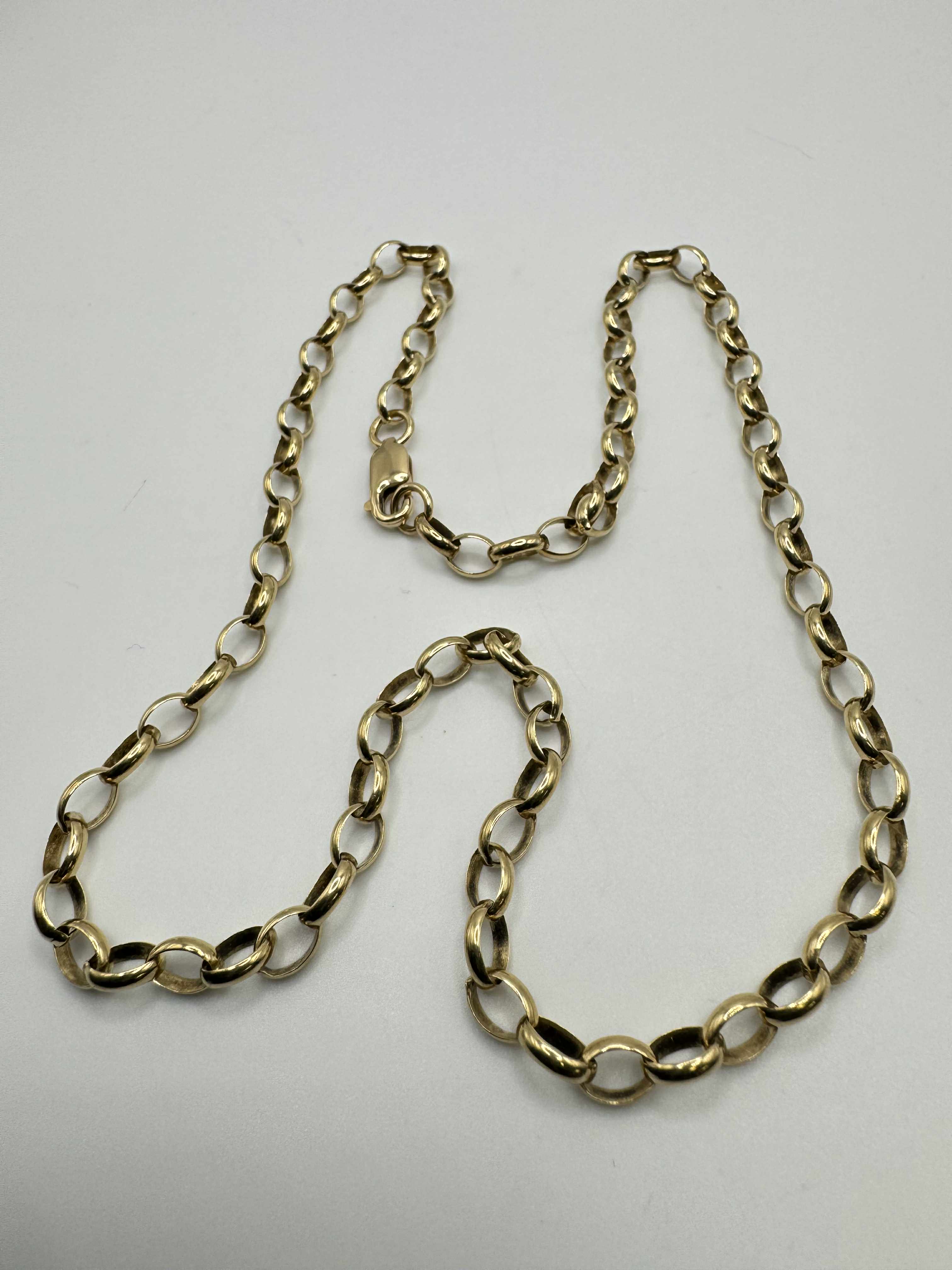 Product photo for 9ct Oval Belcher Chain