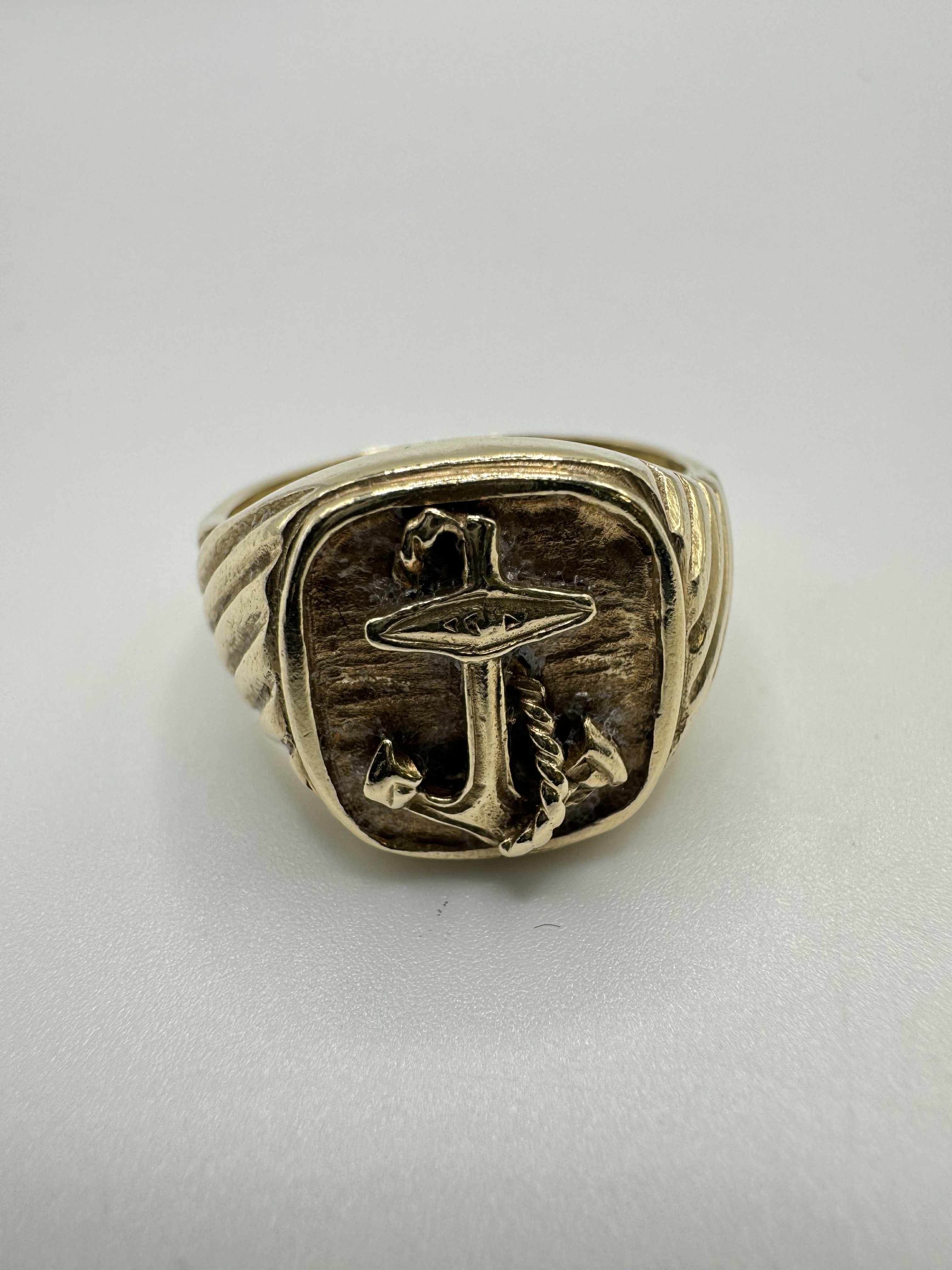 Product photo for 9ct Anchor Signet Ring