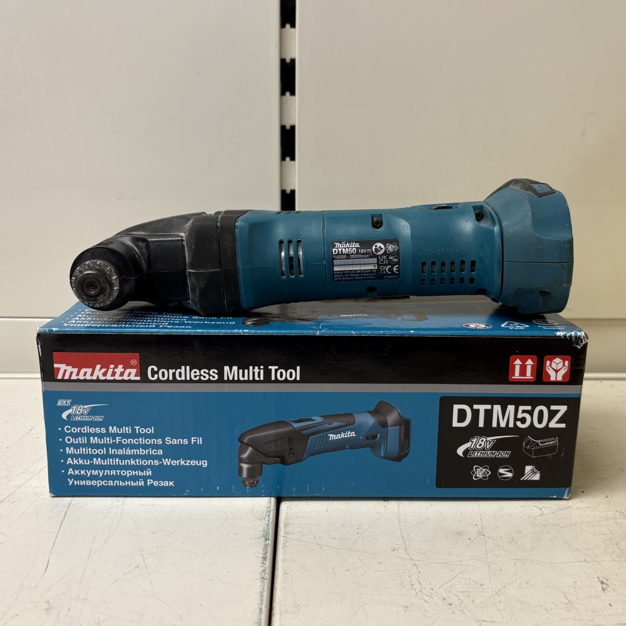 Product photo for MAKITA CORDLESS MULTI TOOL DTM50 (BOXED)