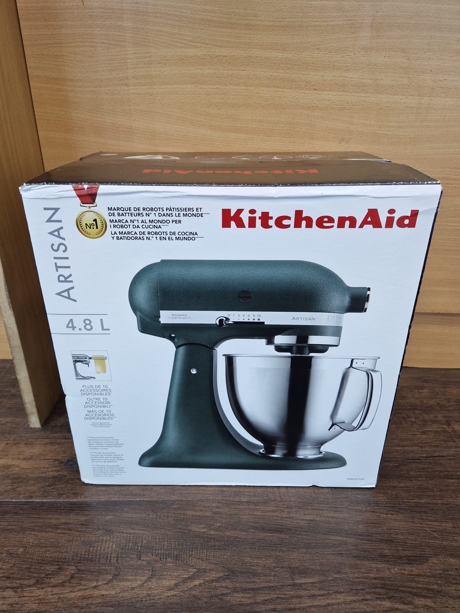 Product photo for KitchenAid Artisan 4.8L Mixer Green - Brand New Sealed Box Wear 12M Warranty