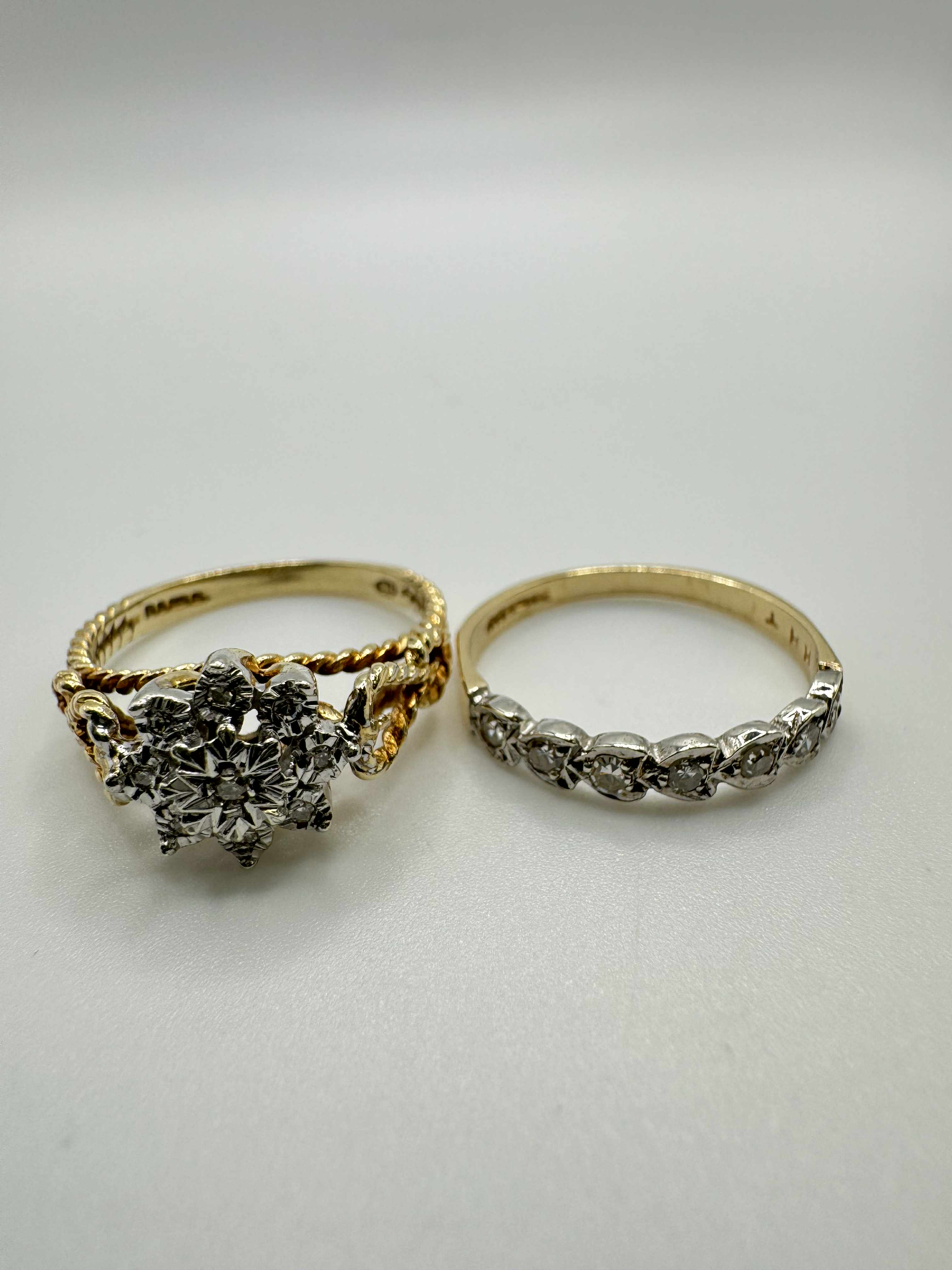 Product photo for 9ct Daisy Custer Diamond Bridal Ring Set