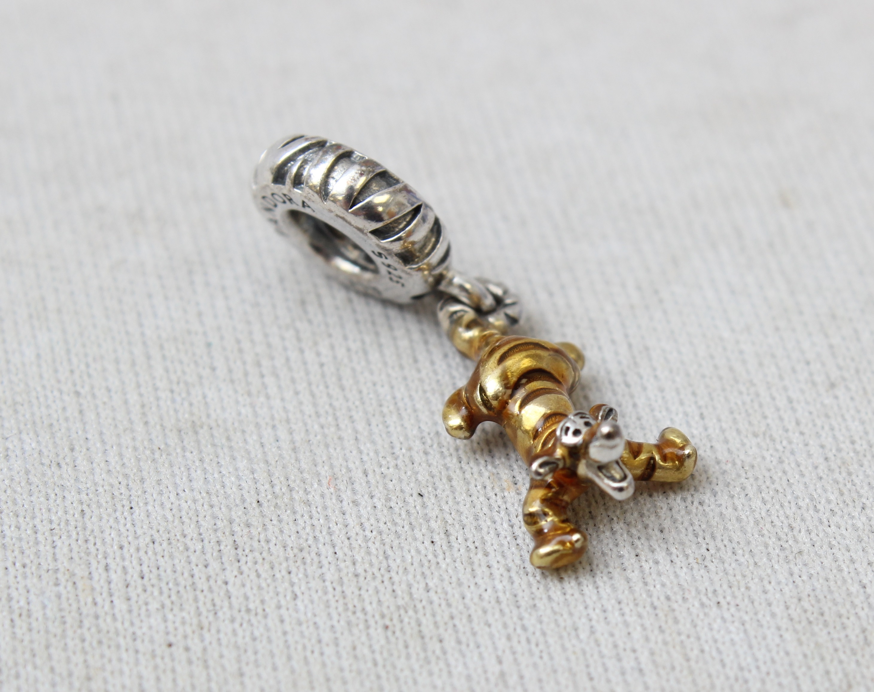 Product photo for Disney Winnie the Pooh Tigger Dangle Charm Sterling silver (U)