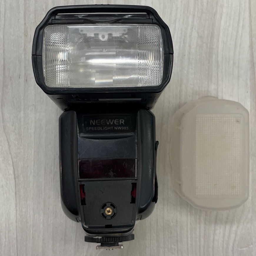 Product photo for Neewer Speedlight Nw985 Flash