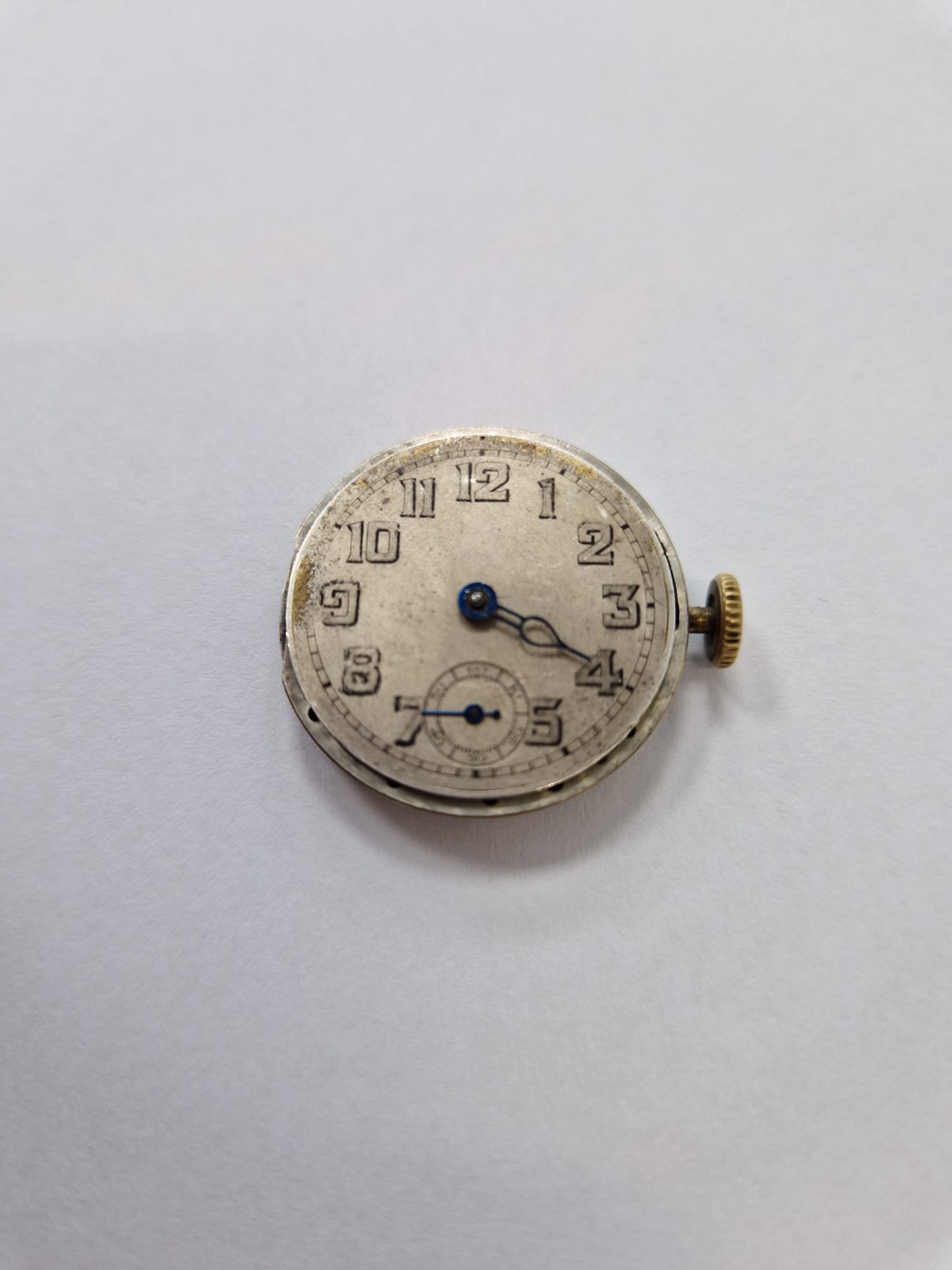 Product photo for Tavannes Faulty - Swiss Made 15 Jewel Watch Movement Missing Minute Hand