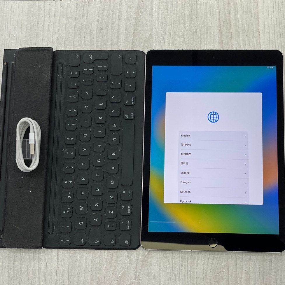 Product photo for Apple iPad 9th Gen 64gb