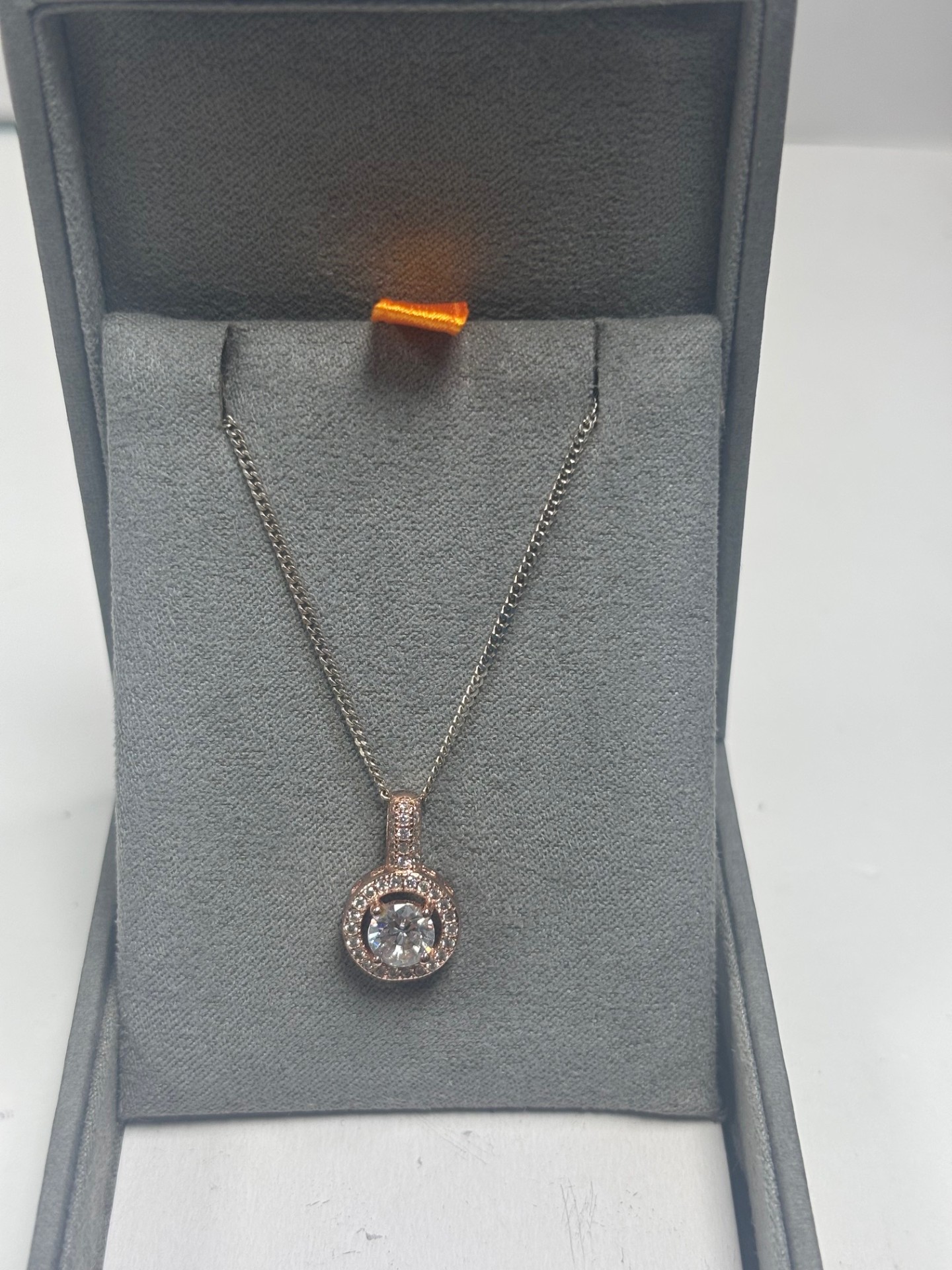 Product photo for PENDANT NECKLACE