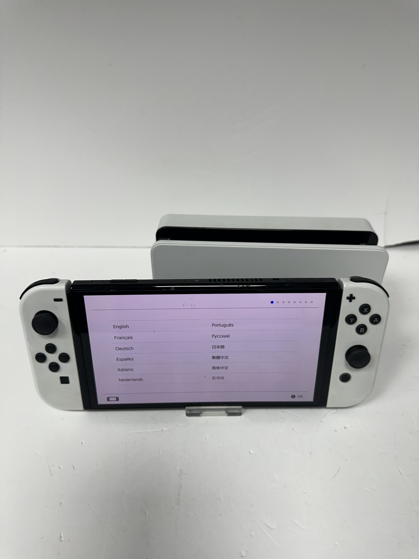 Product photo for NINTENDO ninendo switch oled white unboxed 64gb