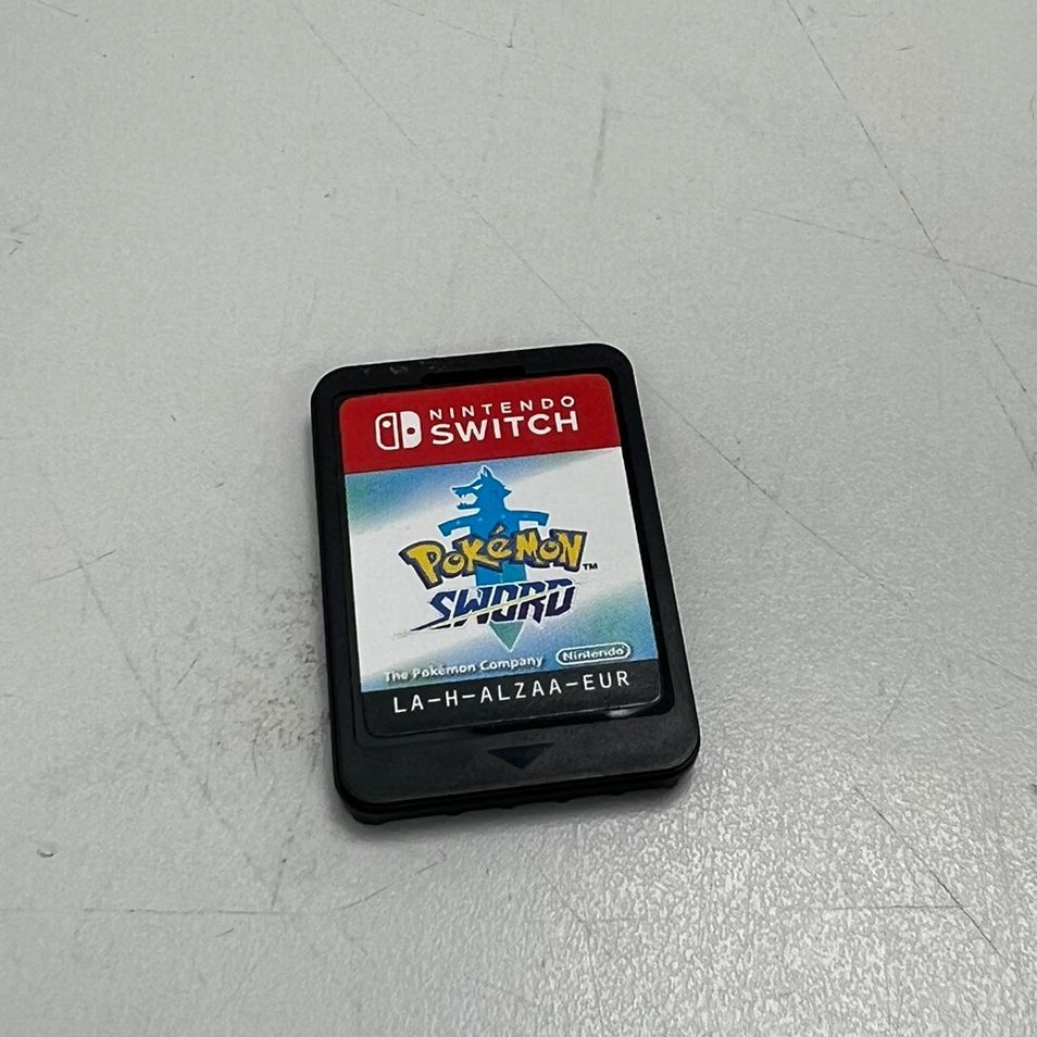 Product photo for Pokémon Sword (Nintendo Switch, 2019) - Game Cartridge Only