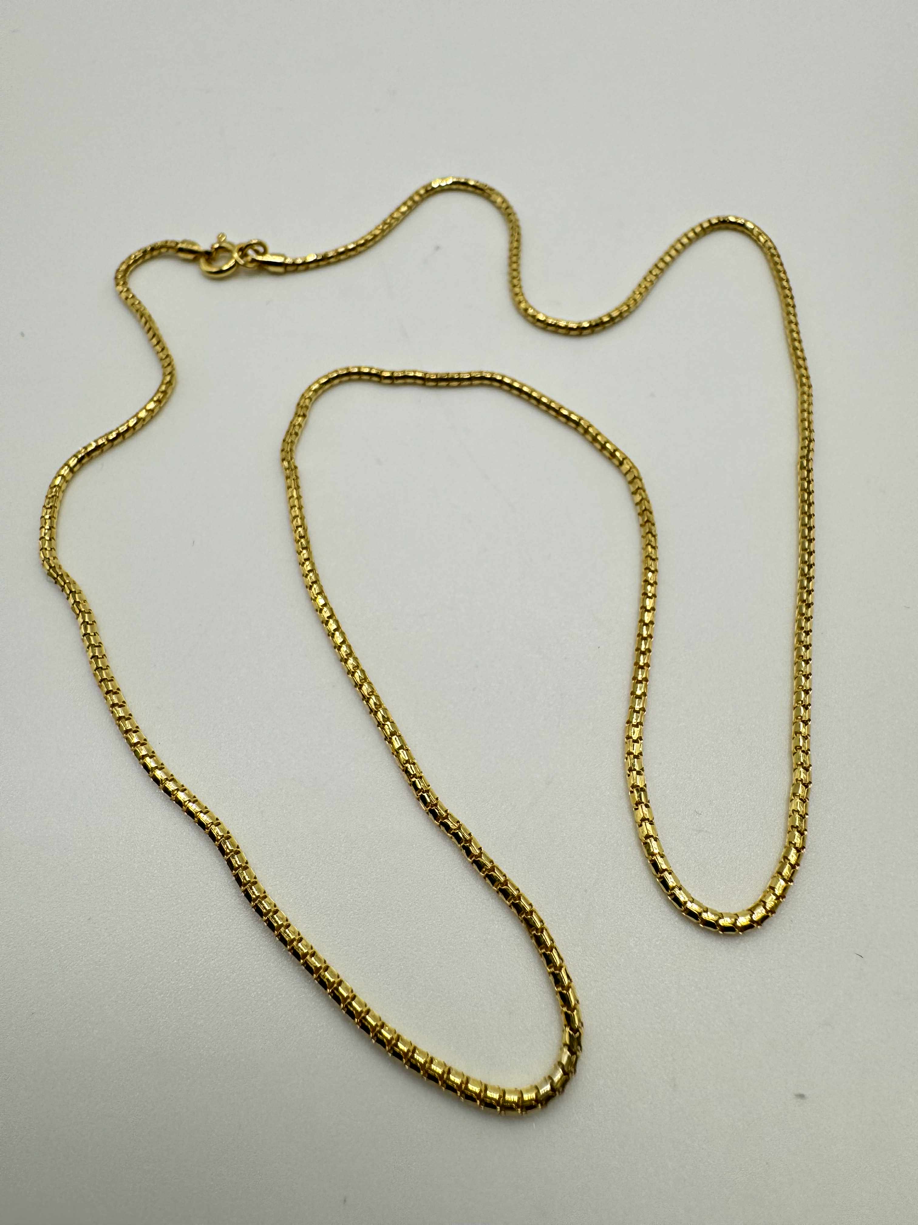 Product photo for 18ct Fine Chain
