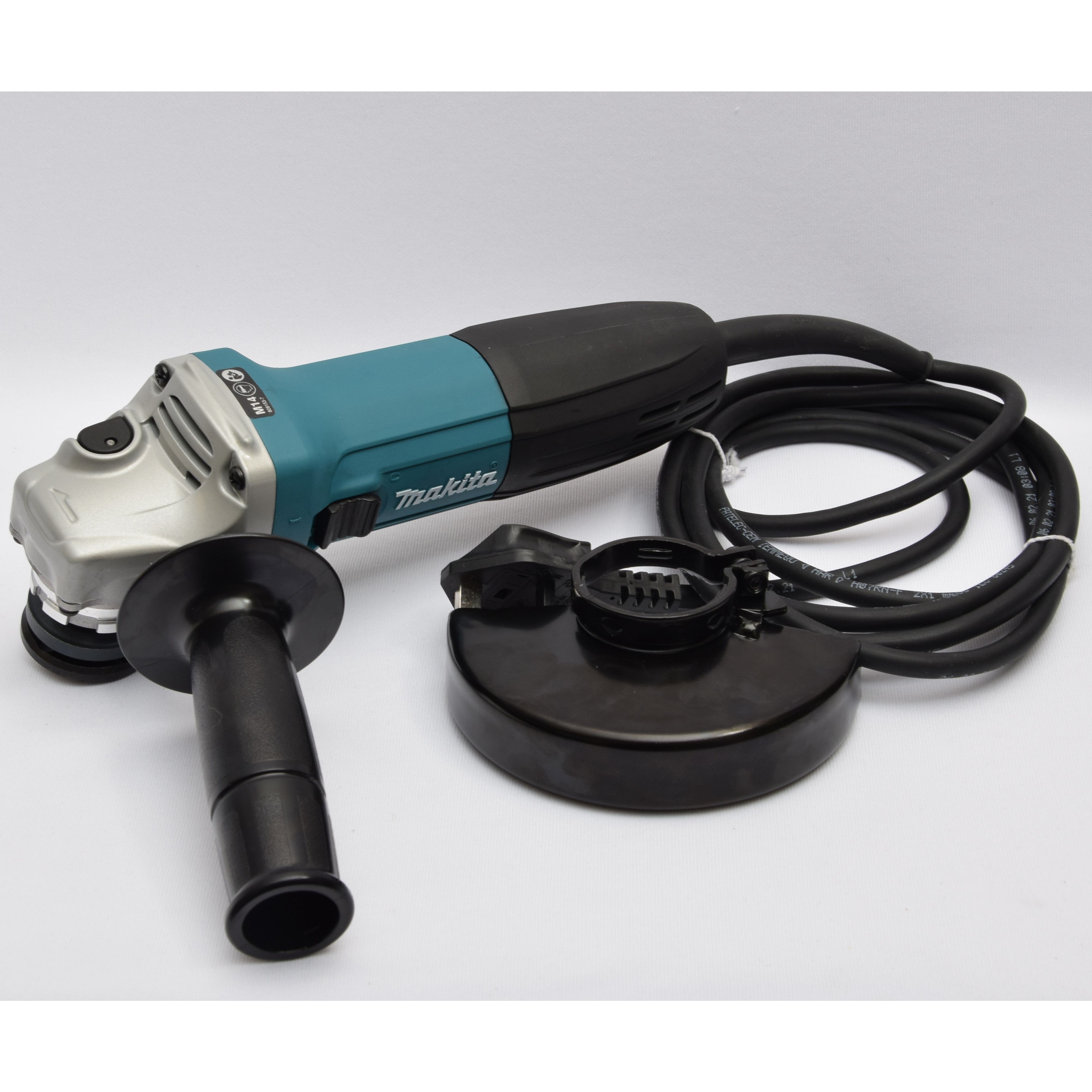 Product photo for Makita GA4530R 115mm 720W Angle Grinder & Side Handle - Corded 230V (U)