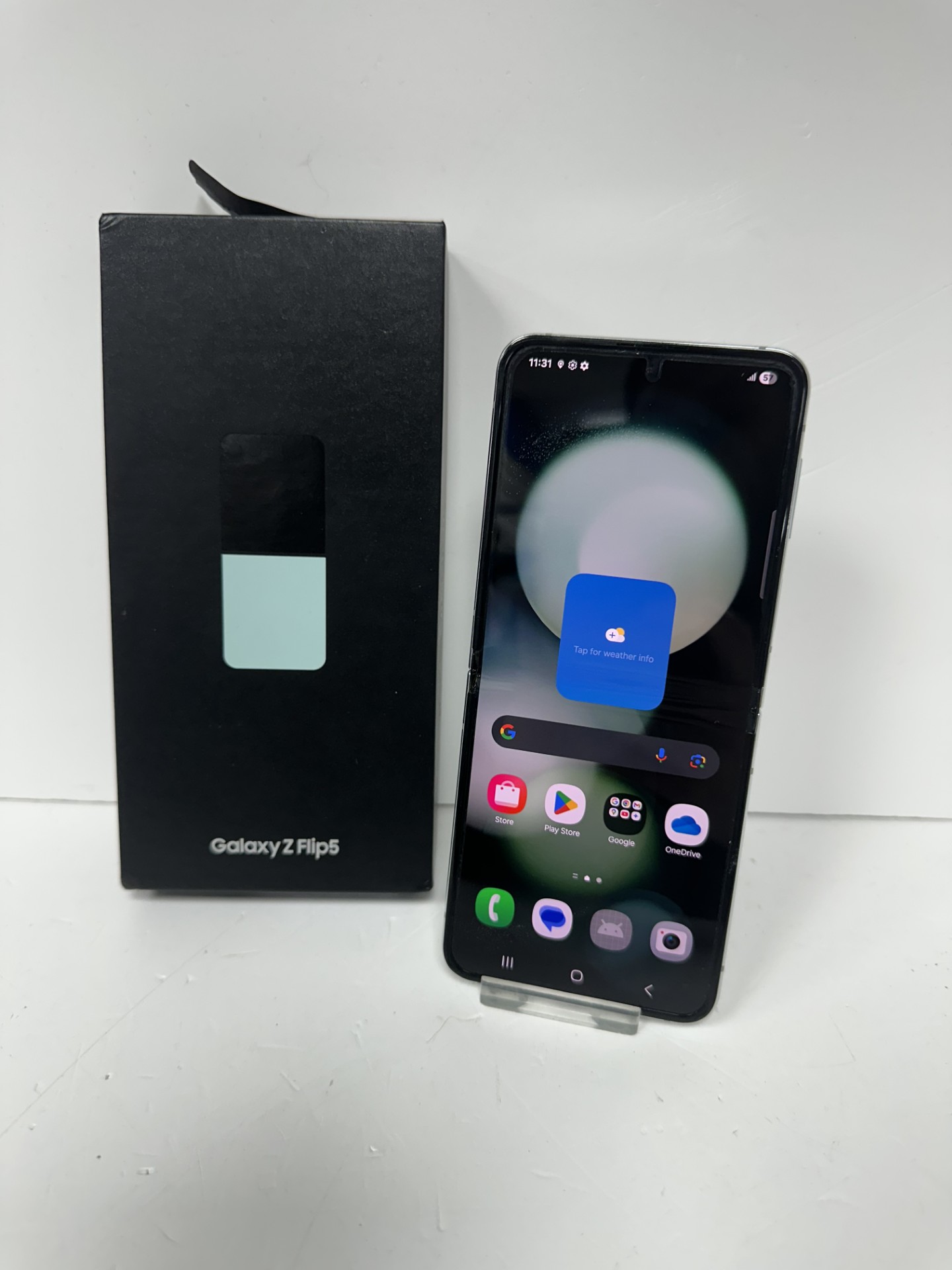 Product photo for samsung galaxy z flip 5 256gb teal unlocked boxed