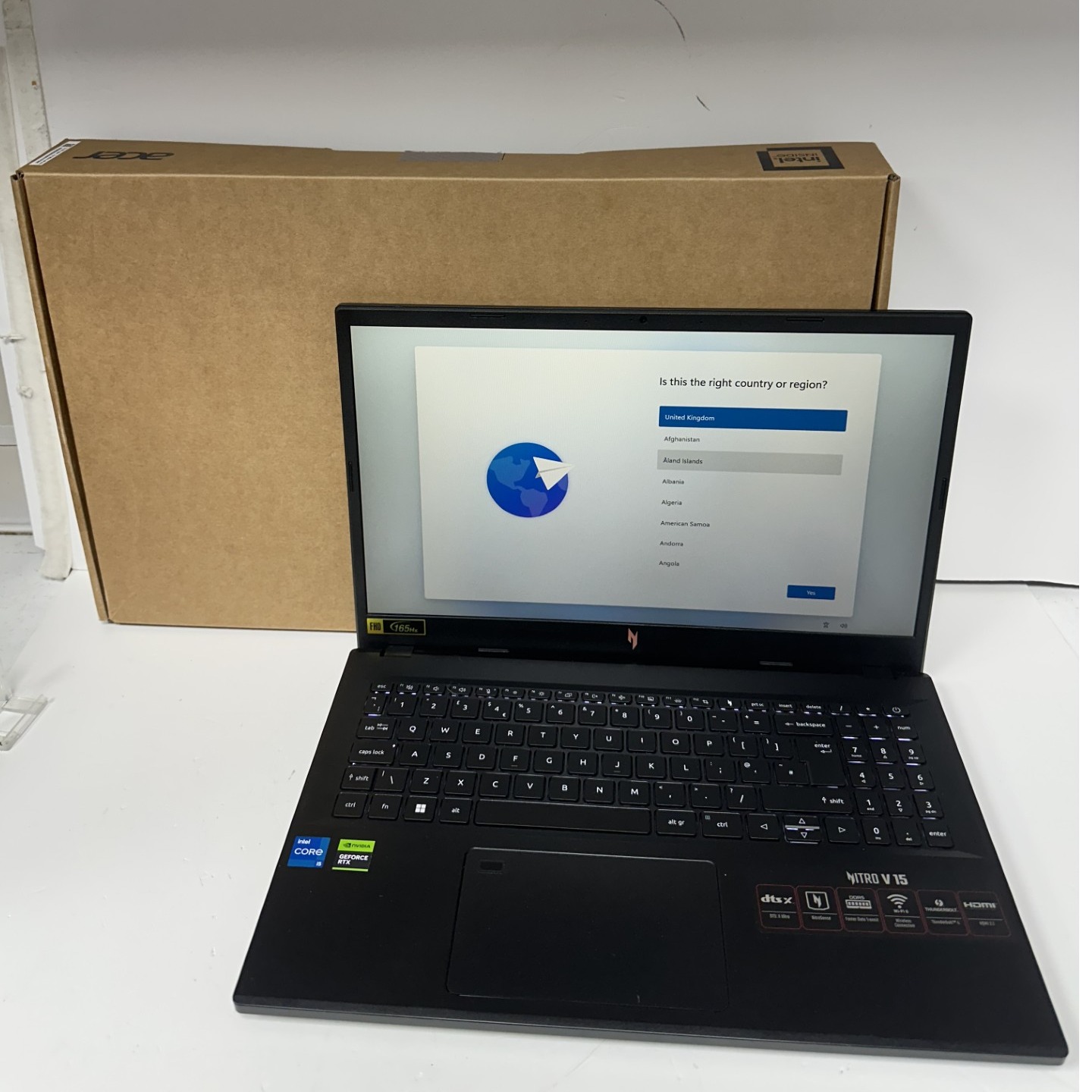 Product photo for acer nitro v15 8gb ram 512gb SSD intel core i5 GeForce RTX 3050 black boxed