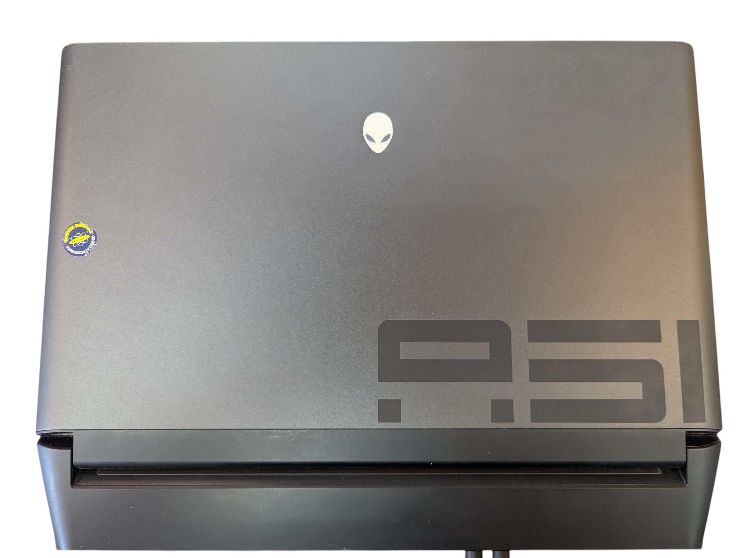 Product photo for Alienware laptop 2060 rtx i7 8th gen