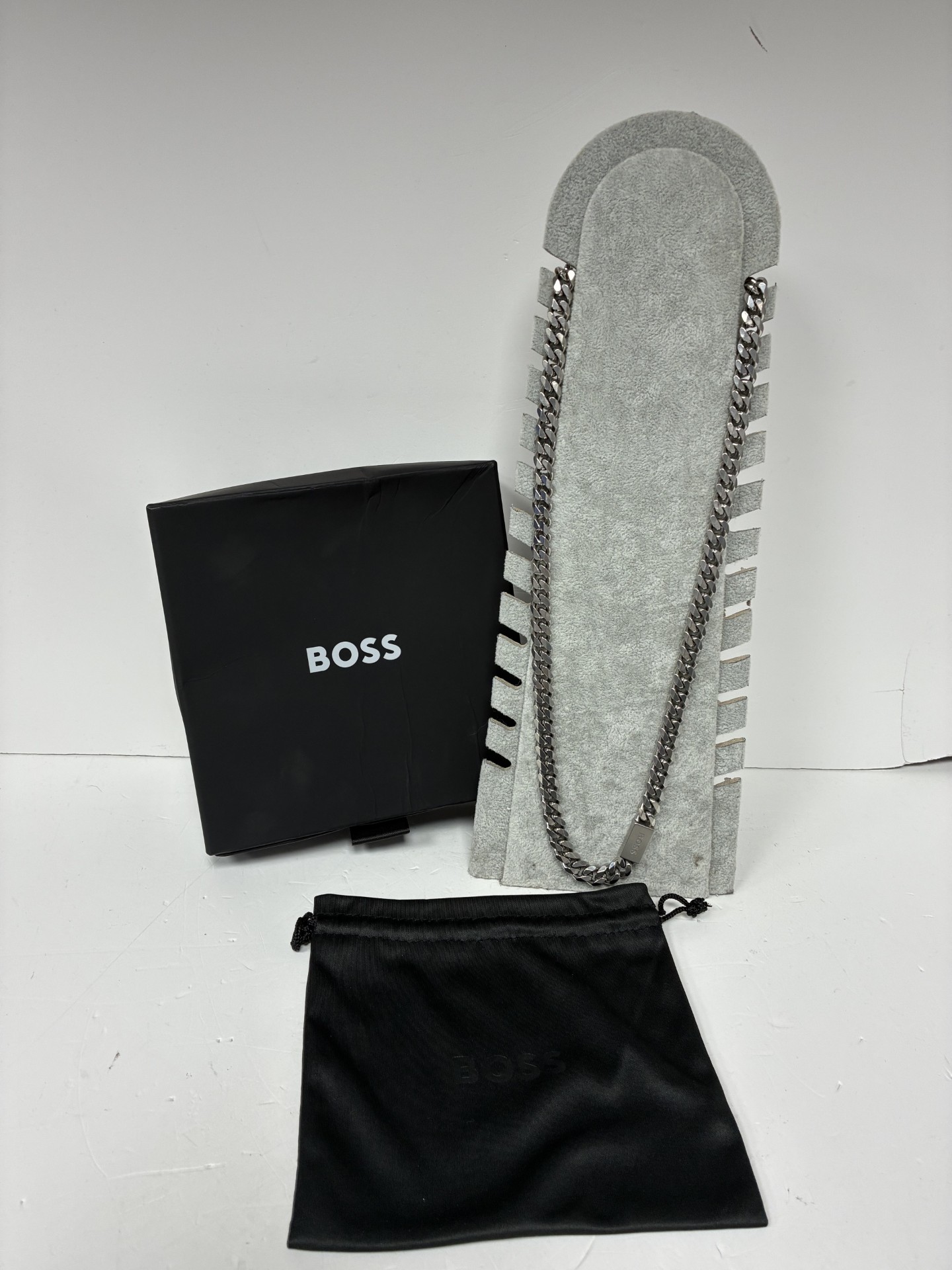 Product photo for boss stainless steel chain boxed