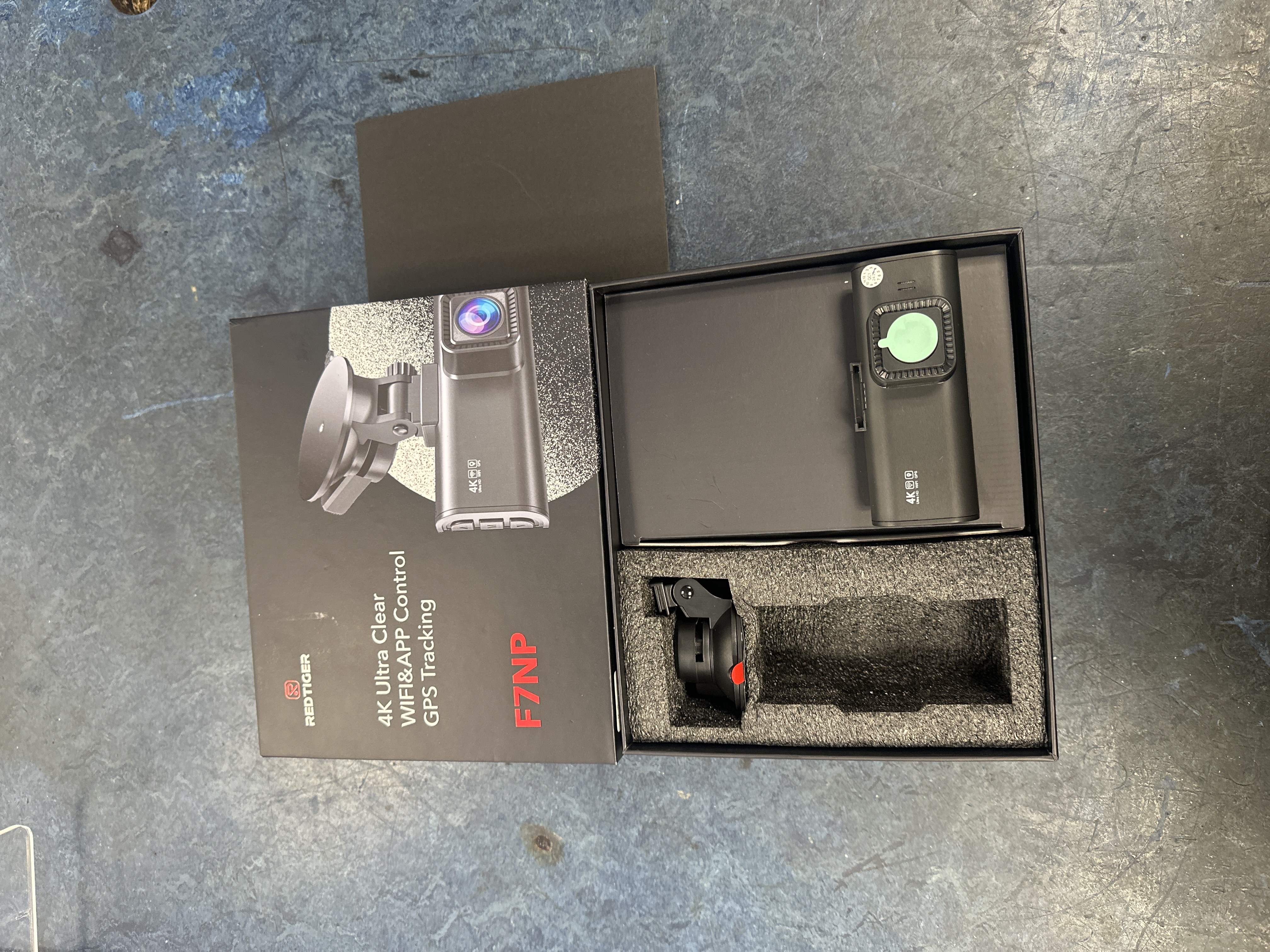 Product photo for Redtiger  Red tiger f7np 4k dash cam