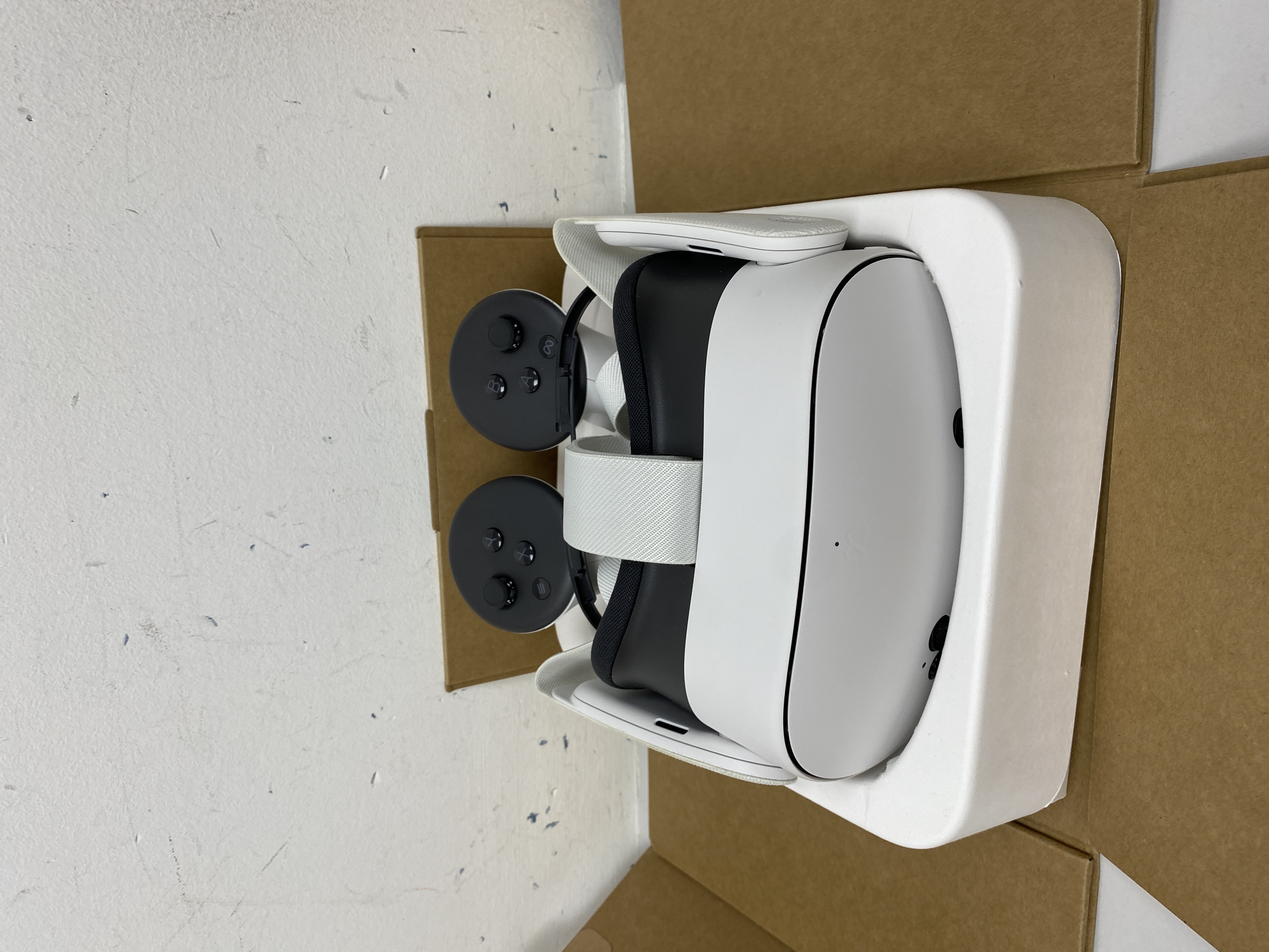 Product photo for Meta Quest 3s BOXED