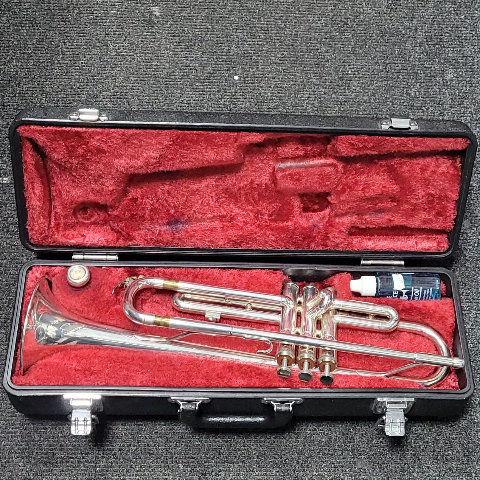 Product photo for Yamaha YTR-1320 Trumpet in original hard case