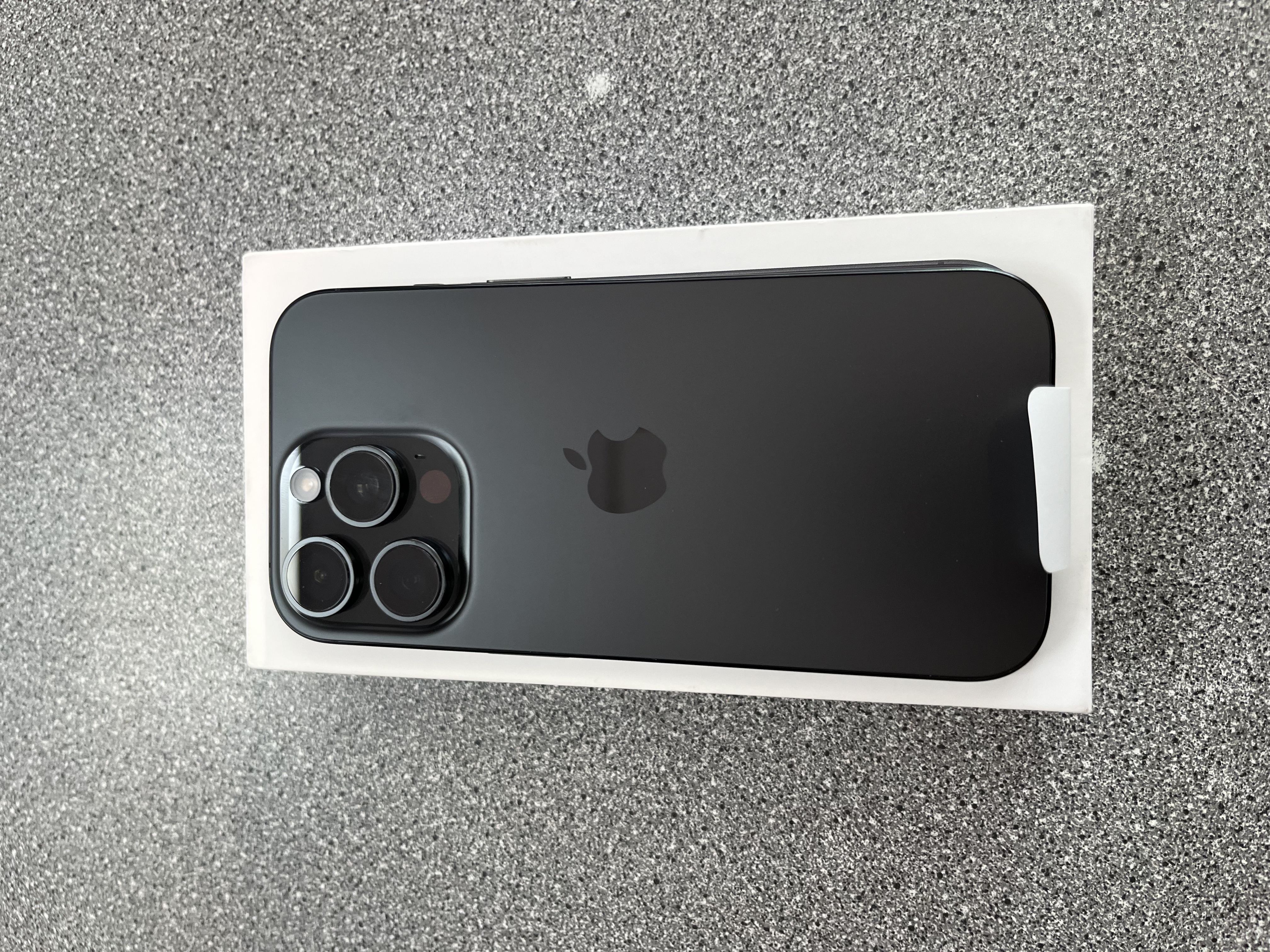 Product photo for Iphone 16 Pro 128GB