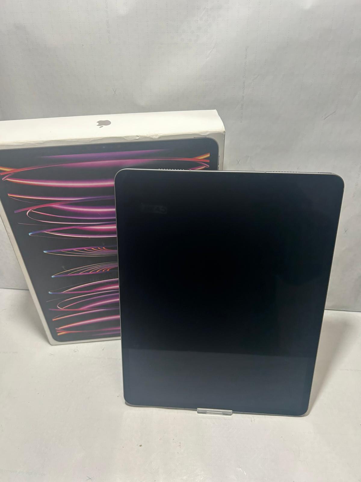 Product photo for iPad Pro 6th Gen - 128GB WiFi & Cellular 12.9inch Grey