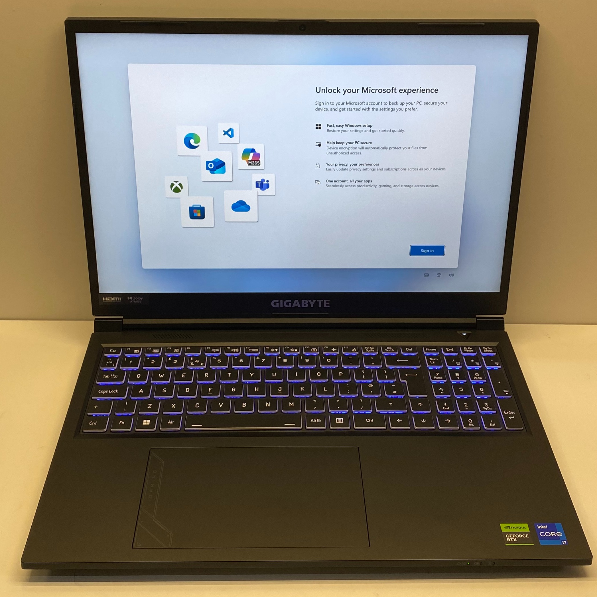 Product photo for Gigabyte A16 16