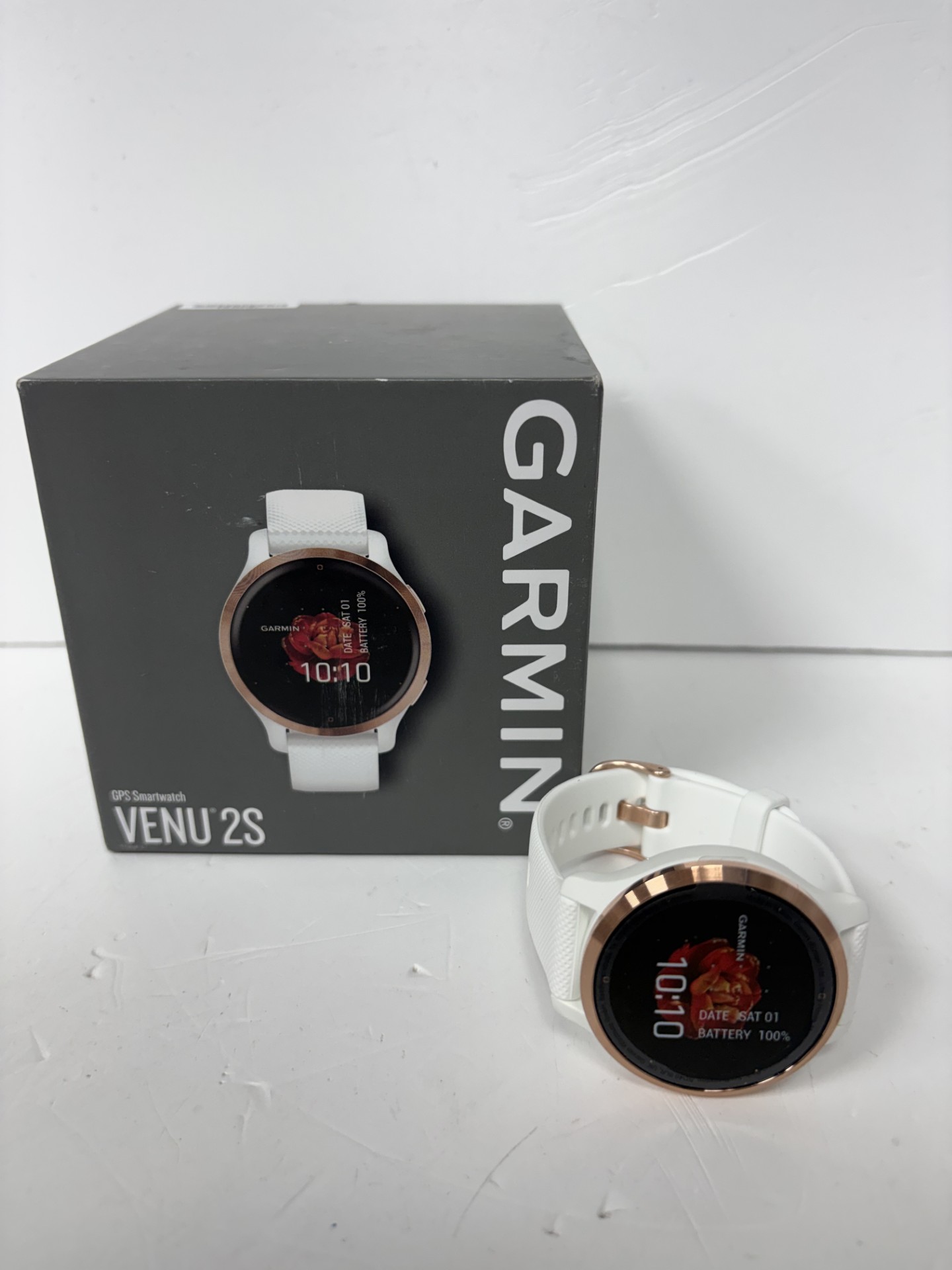 Product photo for garmin venu 2s music gps smart watch white boxed