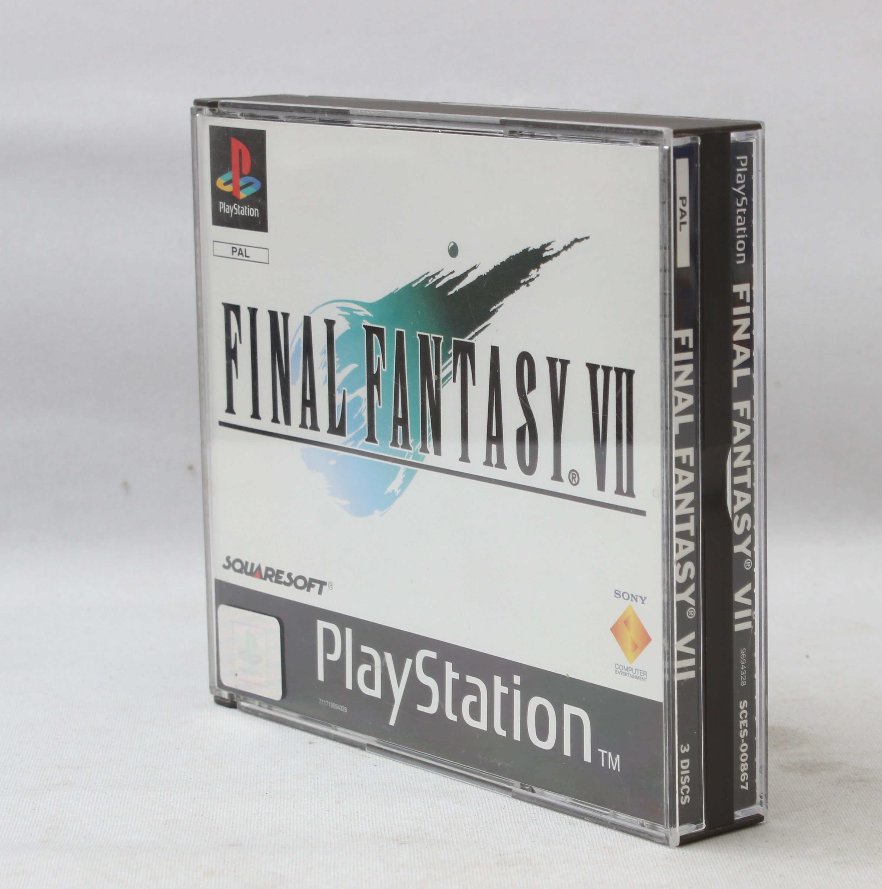 Product photo for Final Fantasy VII PlayStation 1 Video Game Dual Case Black Label - Complete With Manual (A)