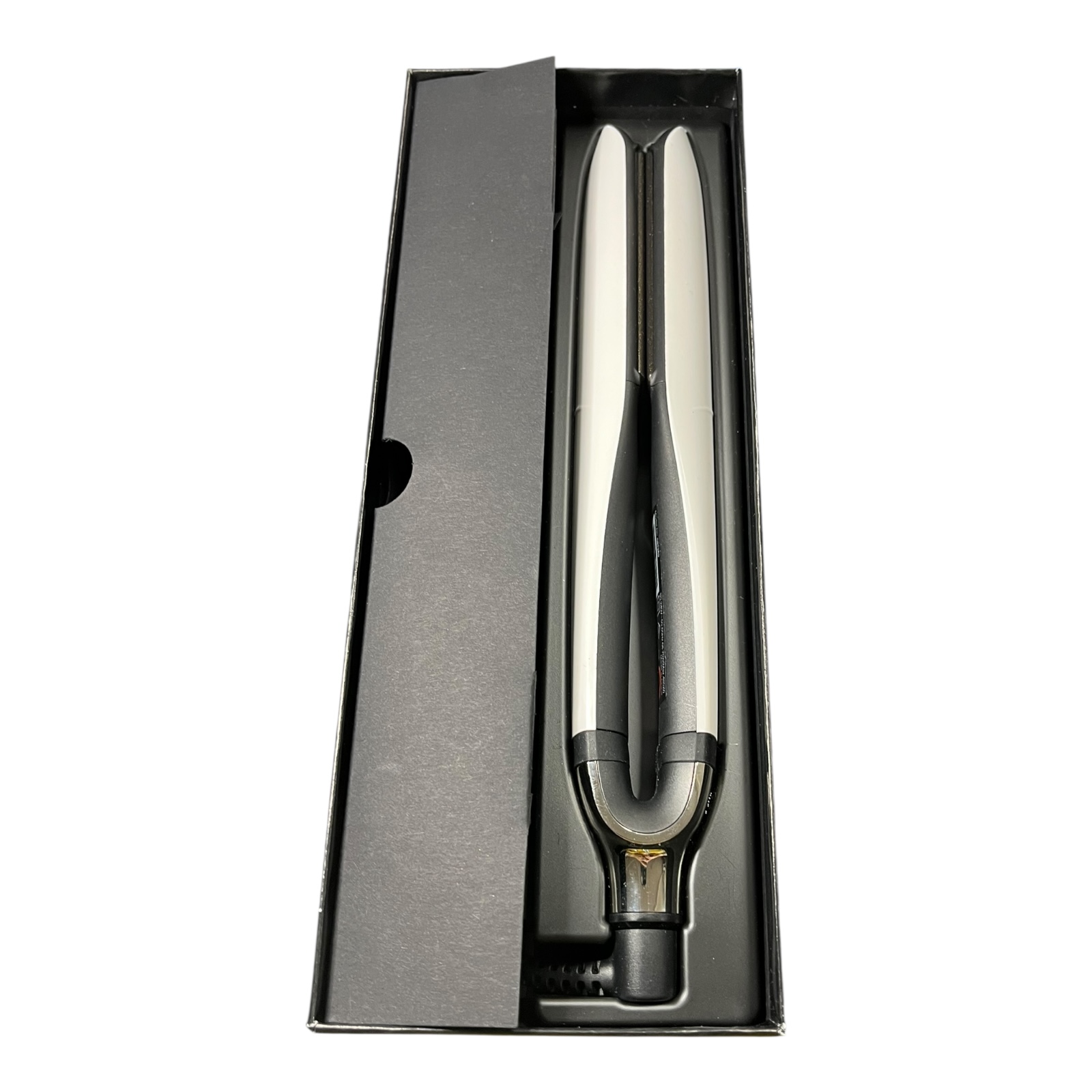 Product photo for ghd Platinum+ Hair Straightener – Black Boxed, Good Condition