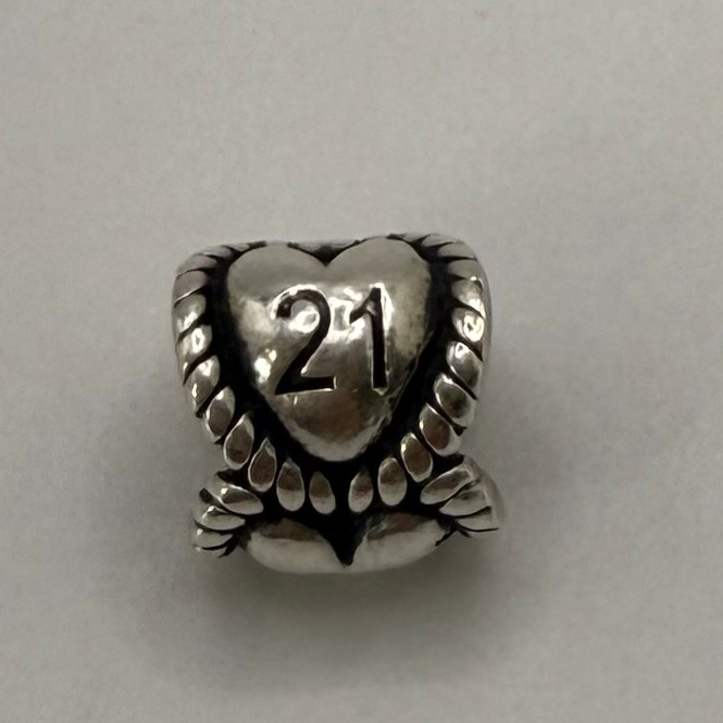Product photo for 21 Charm