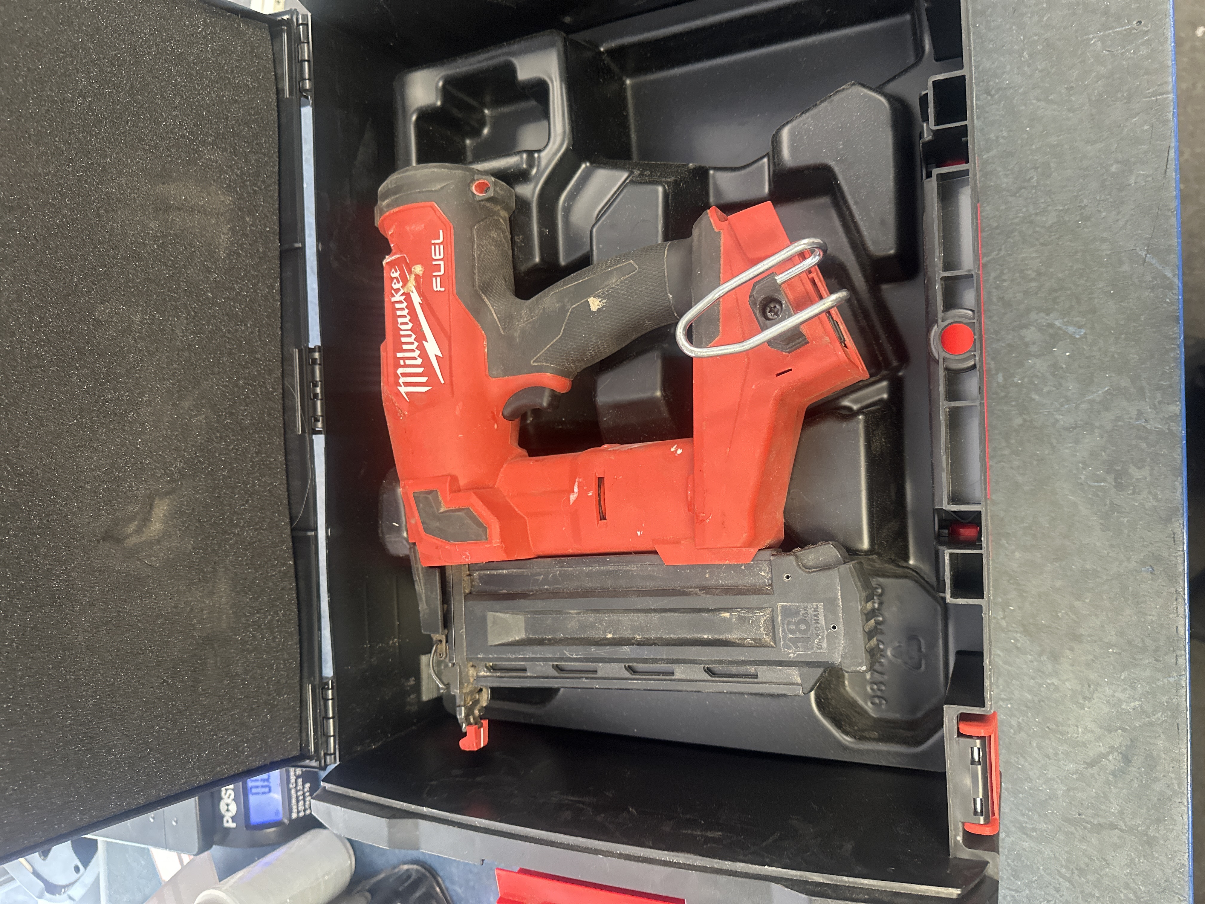 Product photo for Milwaukee milwaukee m18 fn18gs fuel finish nailer body only