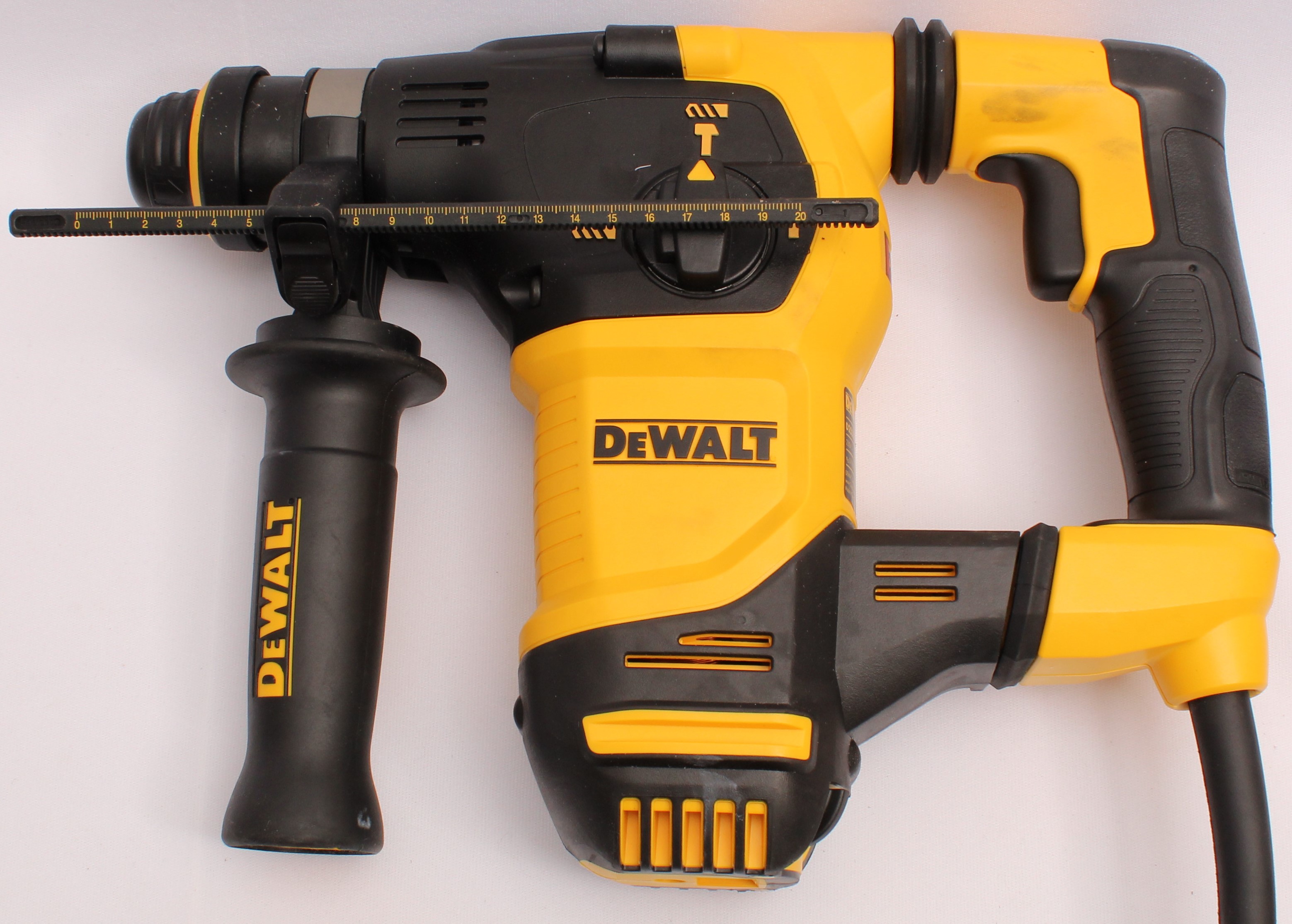 Product photo for DeWalt SDS 230V Electric Corded Hammer Drill - DS25333