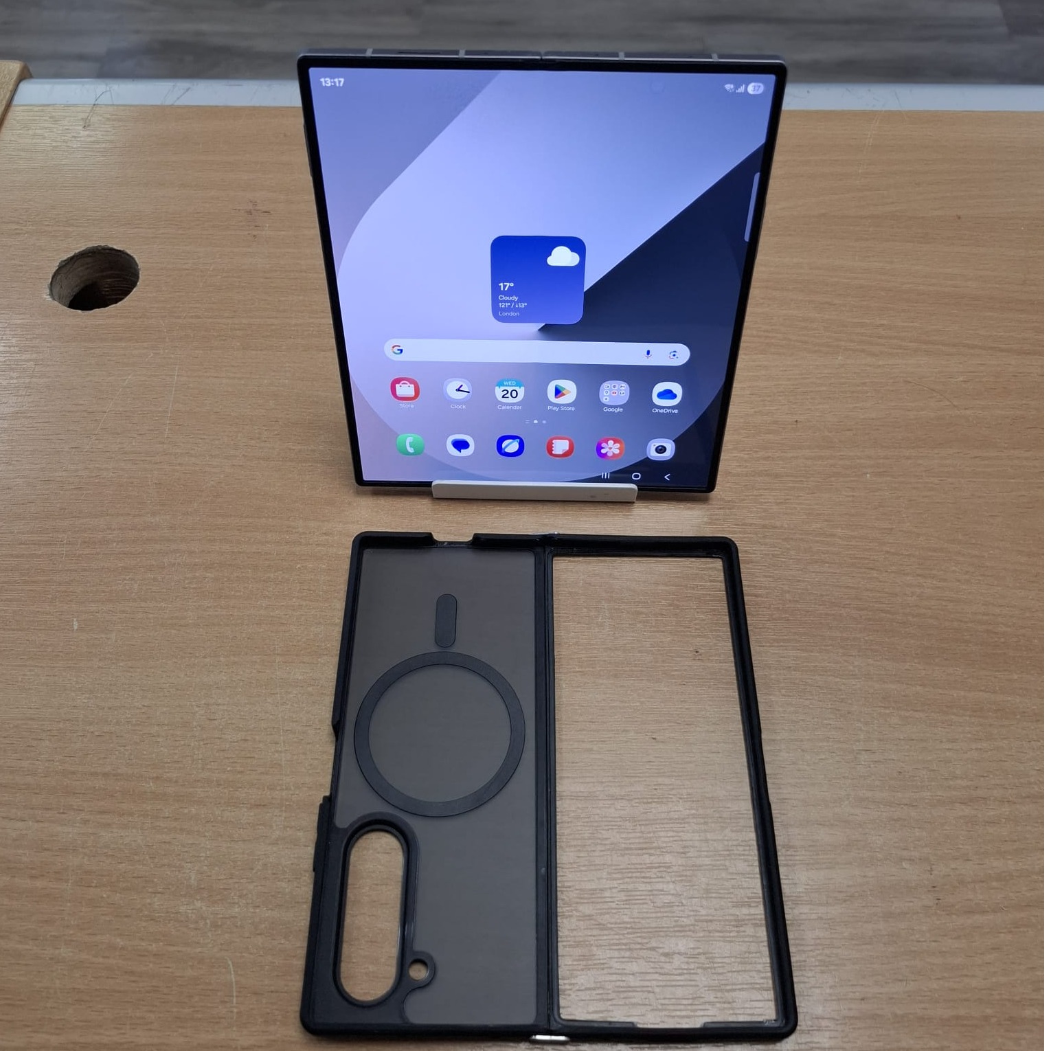 Product photo for Samsung Galaxy Z Fold6 512GB / Silver Unlocked