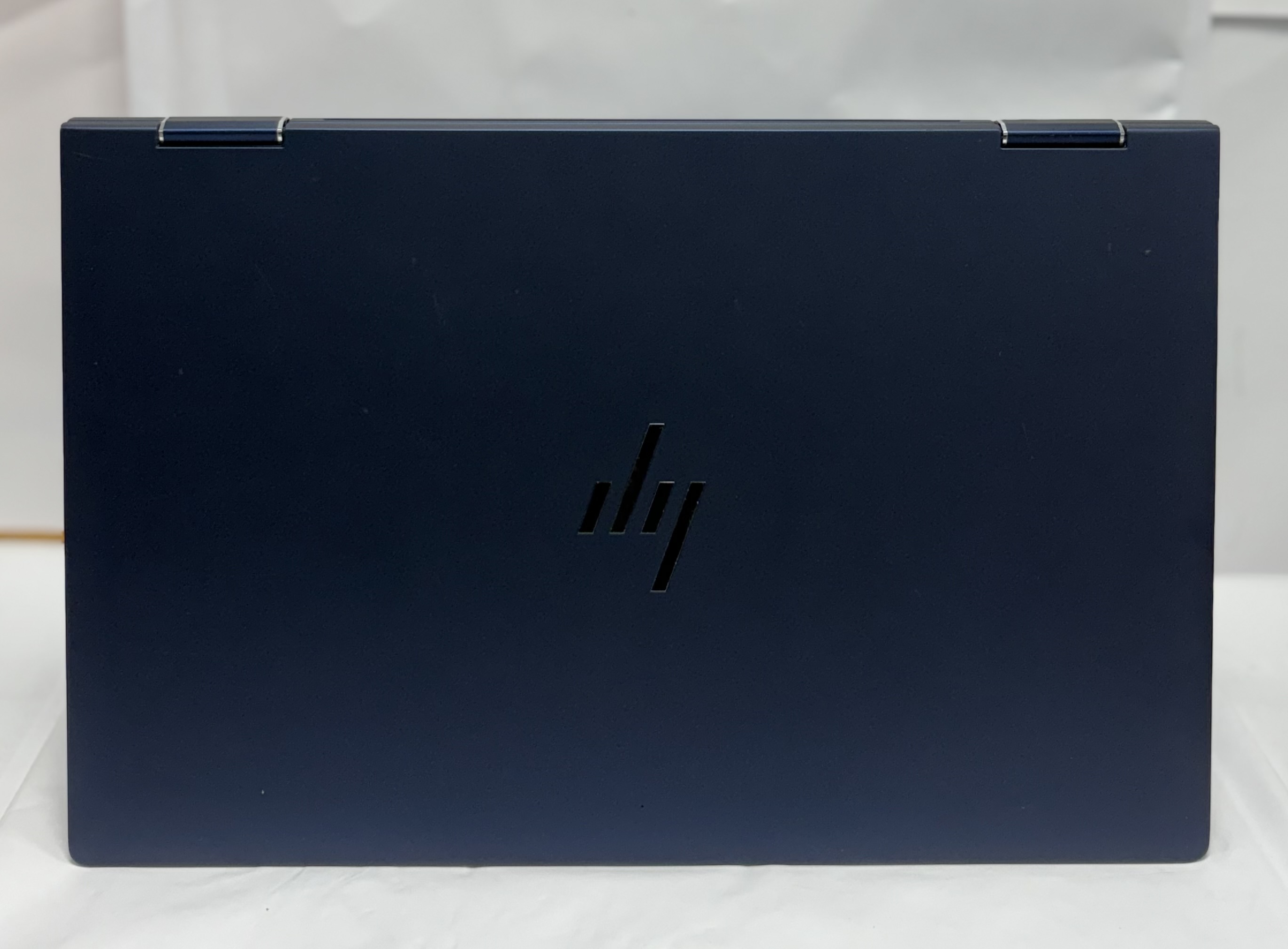 Product photo for HP Elite Dragonfly G2 Notebook PC - Unboxed