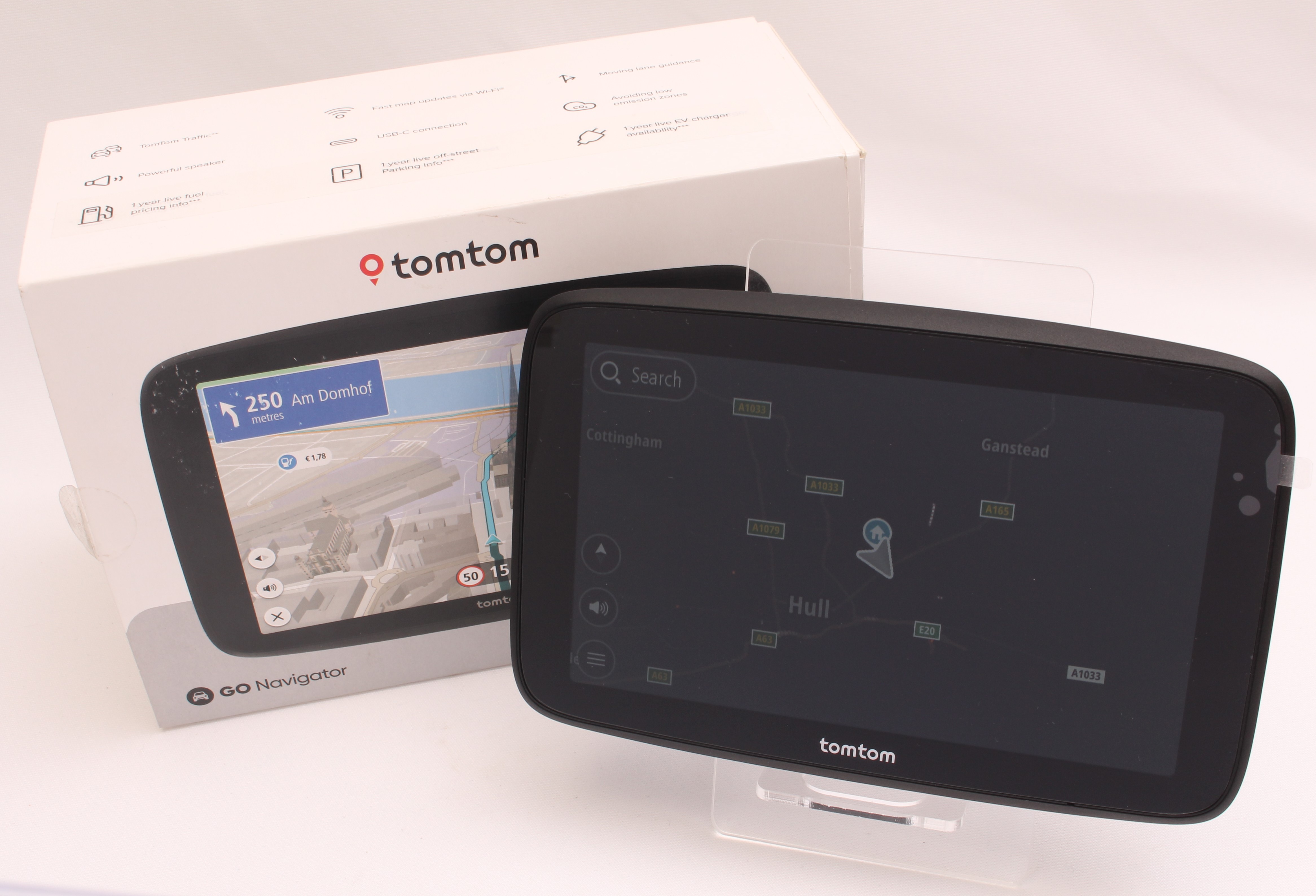 Product photo for TomTom Go Navigator 2nd Gen 7