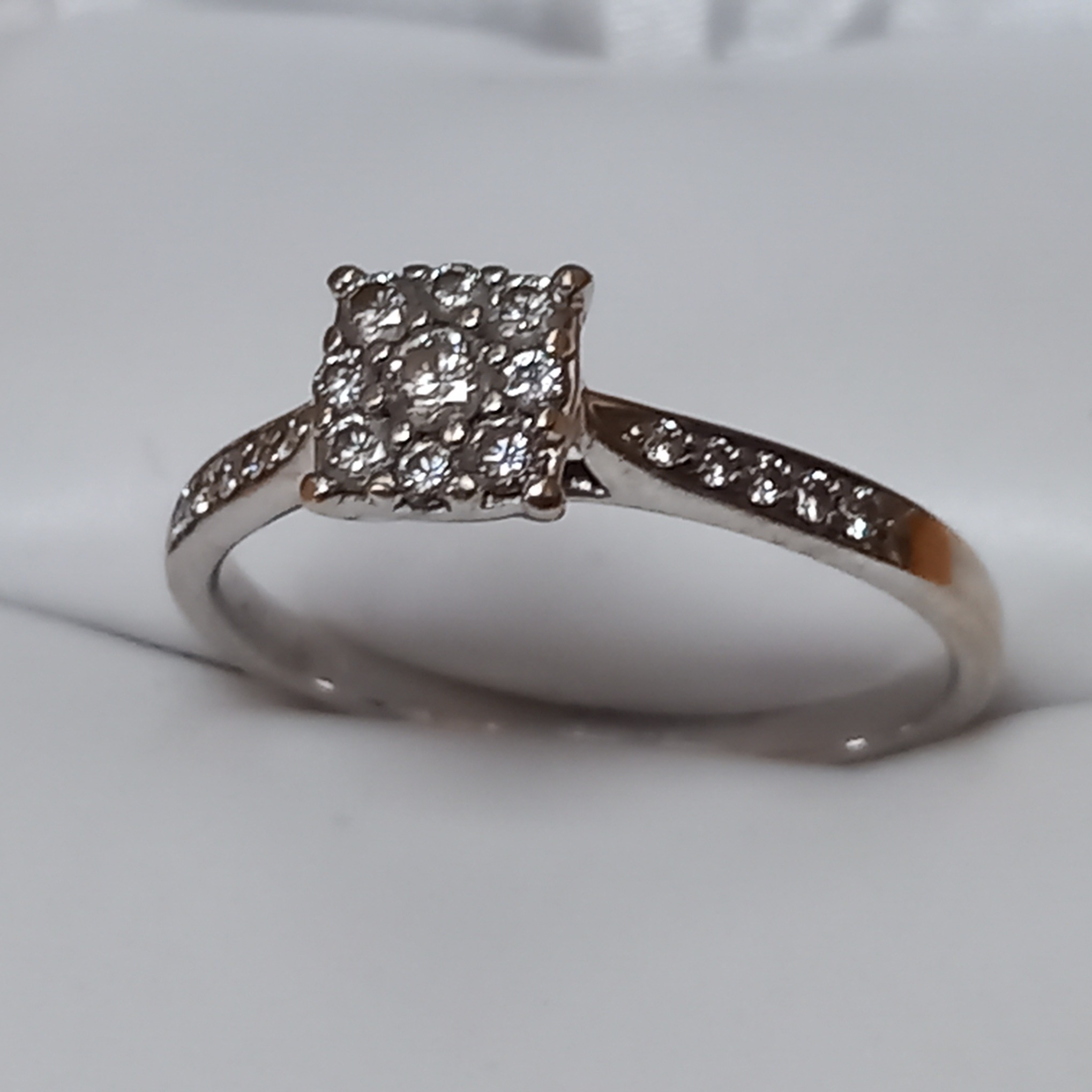 Product photo for 18CT WHITE GOLD AND DIAMOND RING SIZE Q