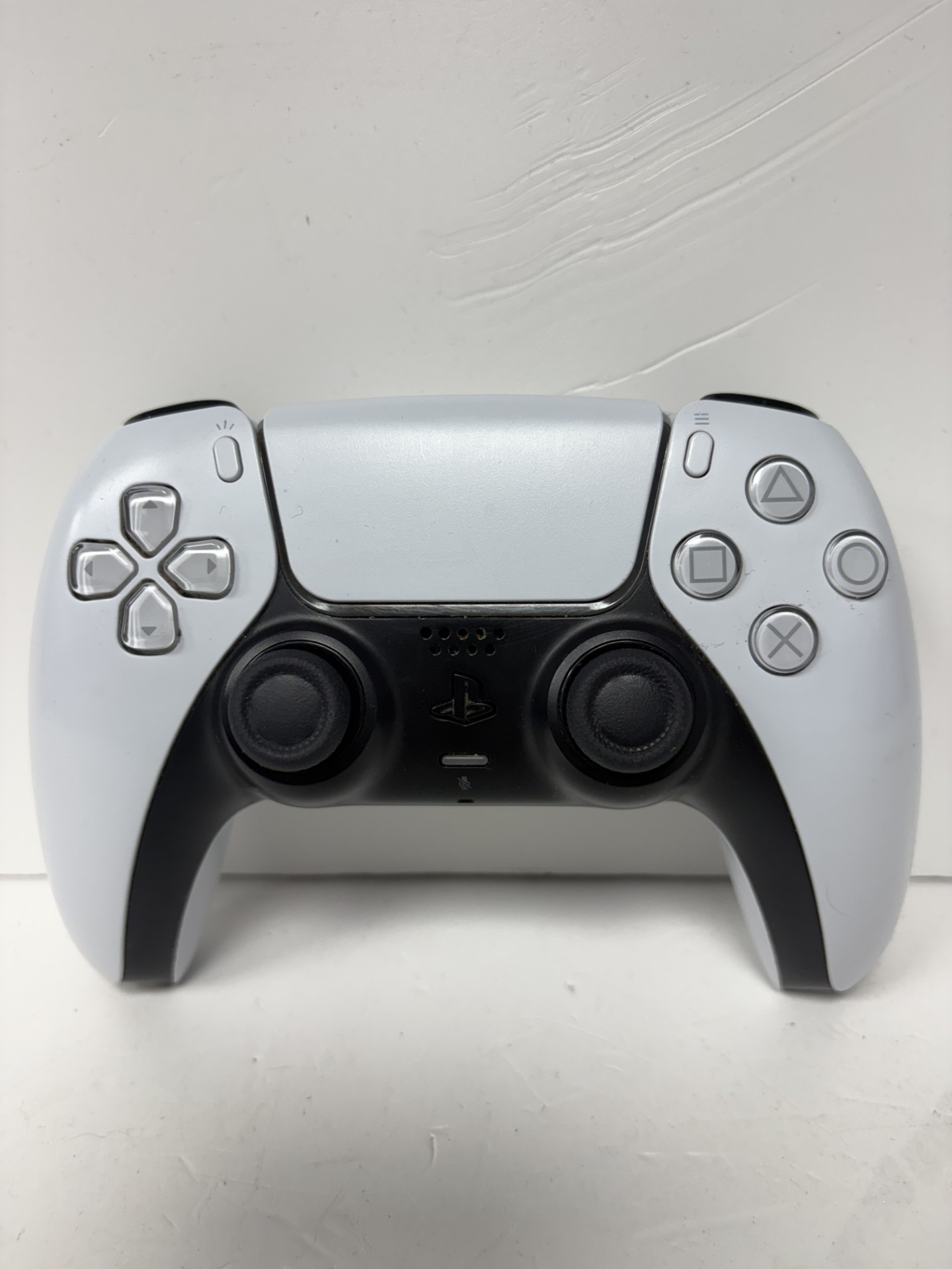 Product photo for ps5 controller white unboxed