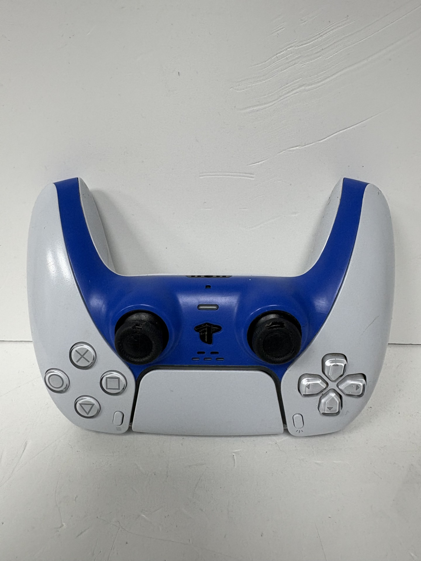 Product photo for Playstation 5 controller white and blue unboxed
