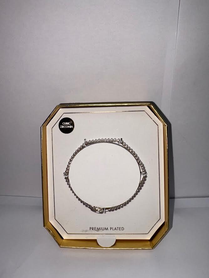 Product photo for LOVISA PREMIUM PLATED BRACLET