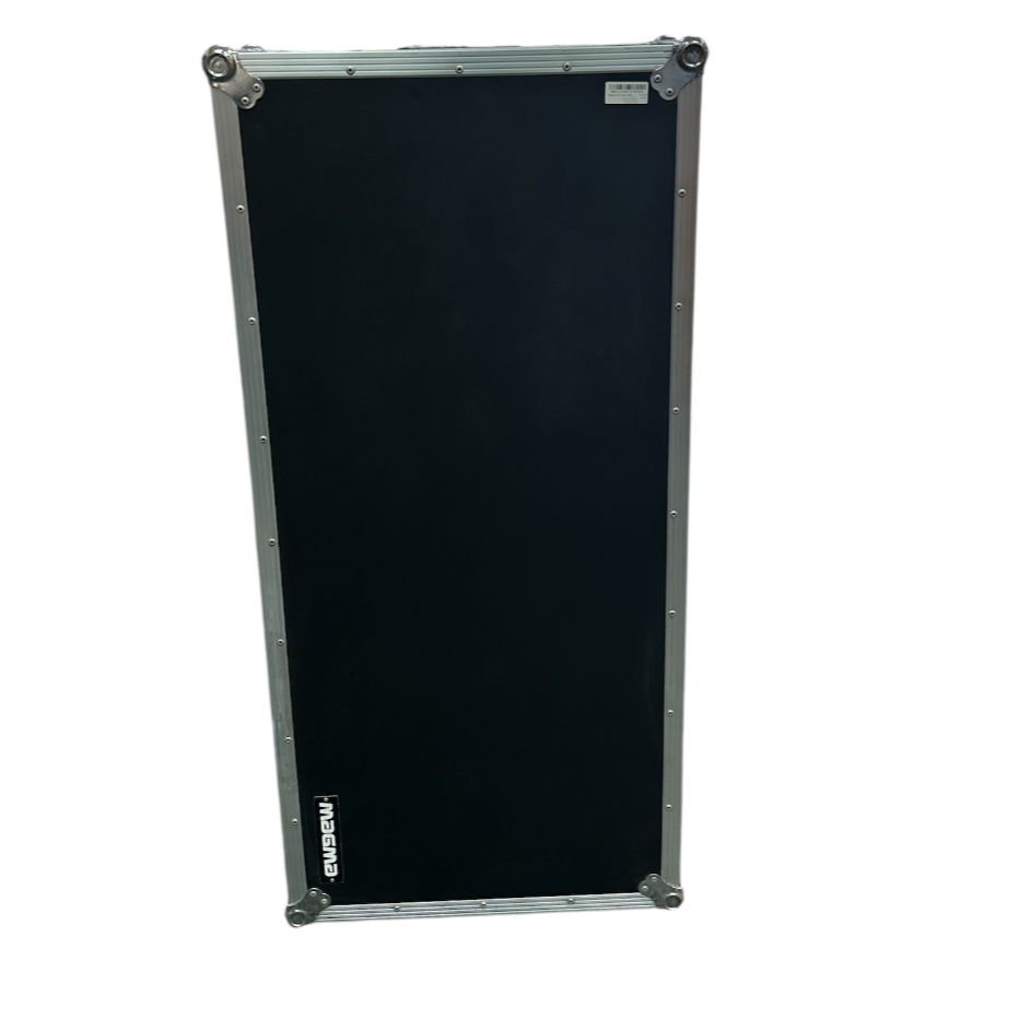 Product photo for Magma Multi-Format Case Player/Mixer Flight Set