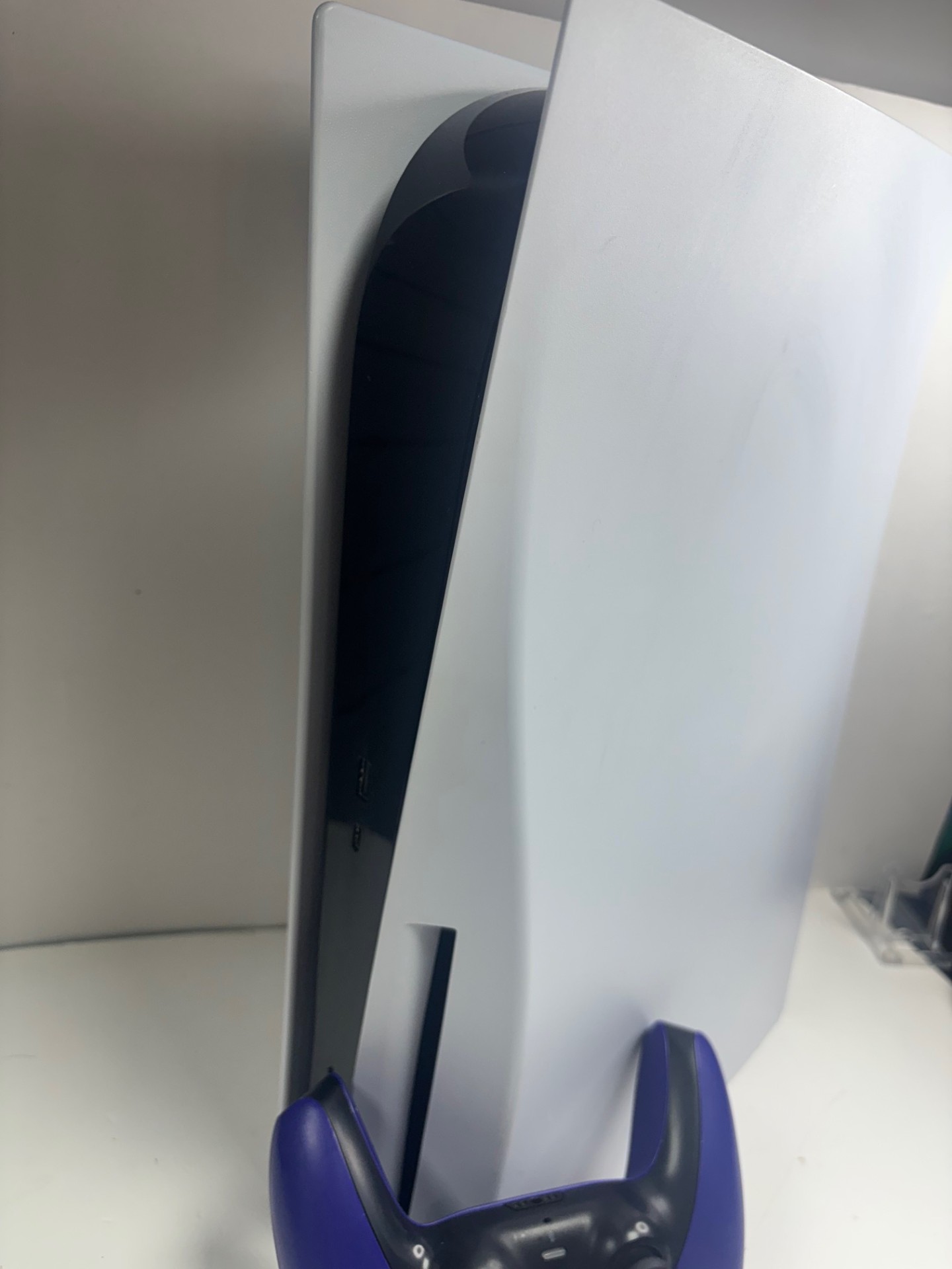 Product photo for PS5 CONSOLE DISC EDITION PURPLE