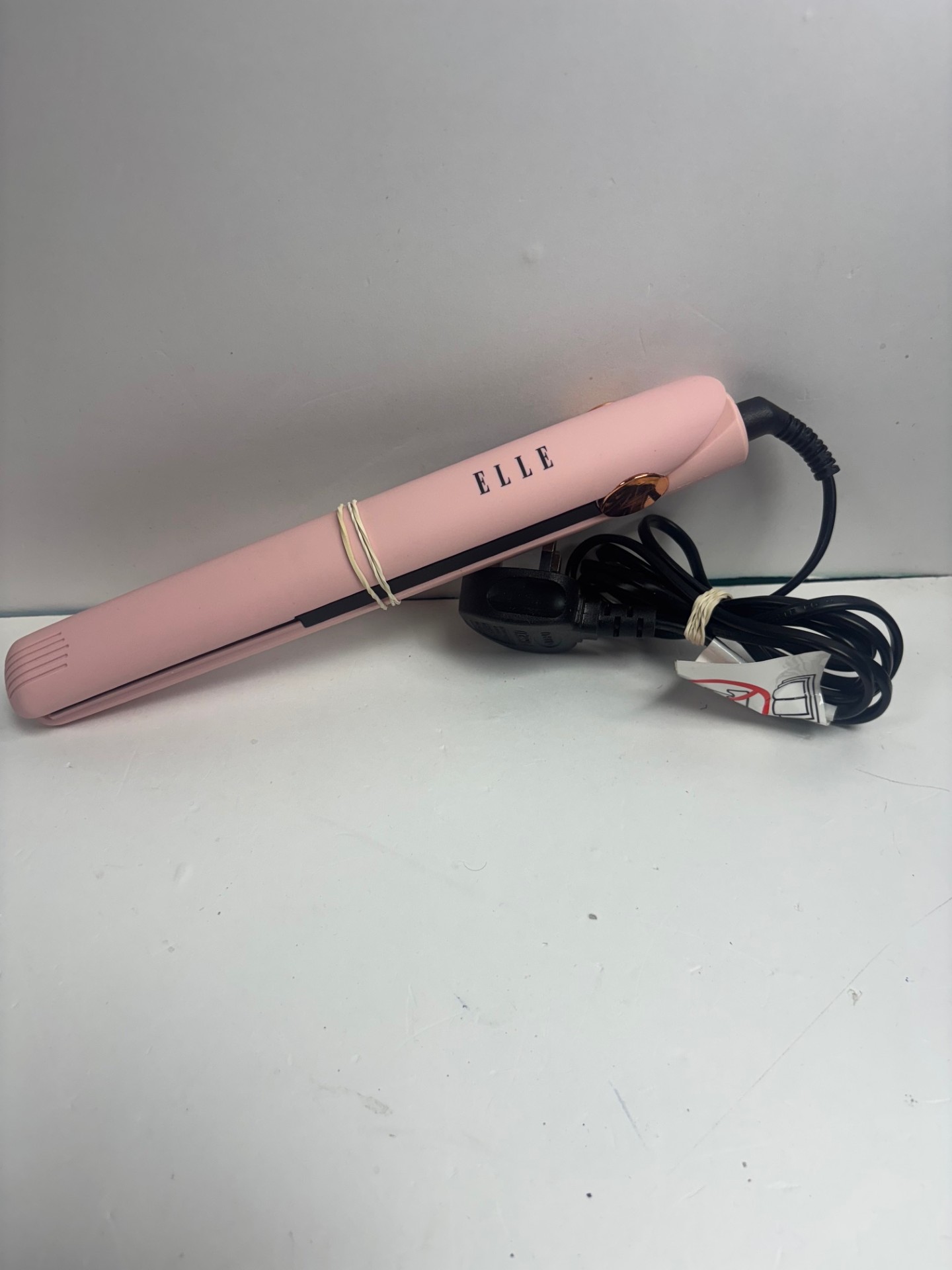 Product photo for elle straightners