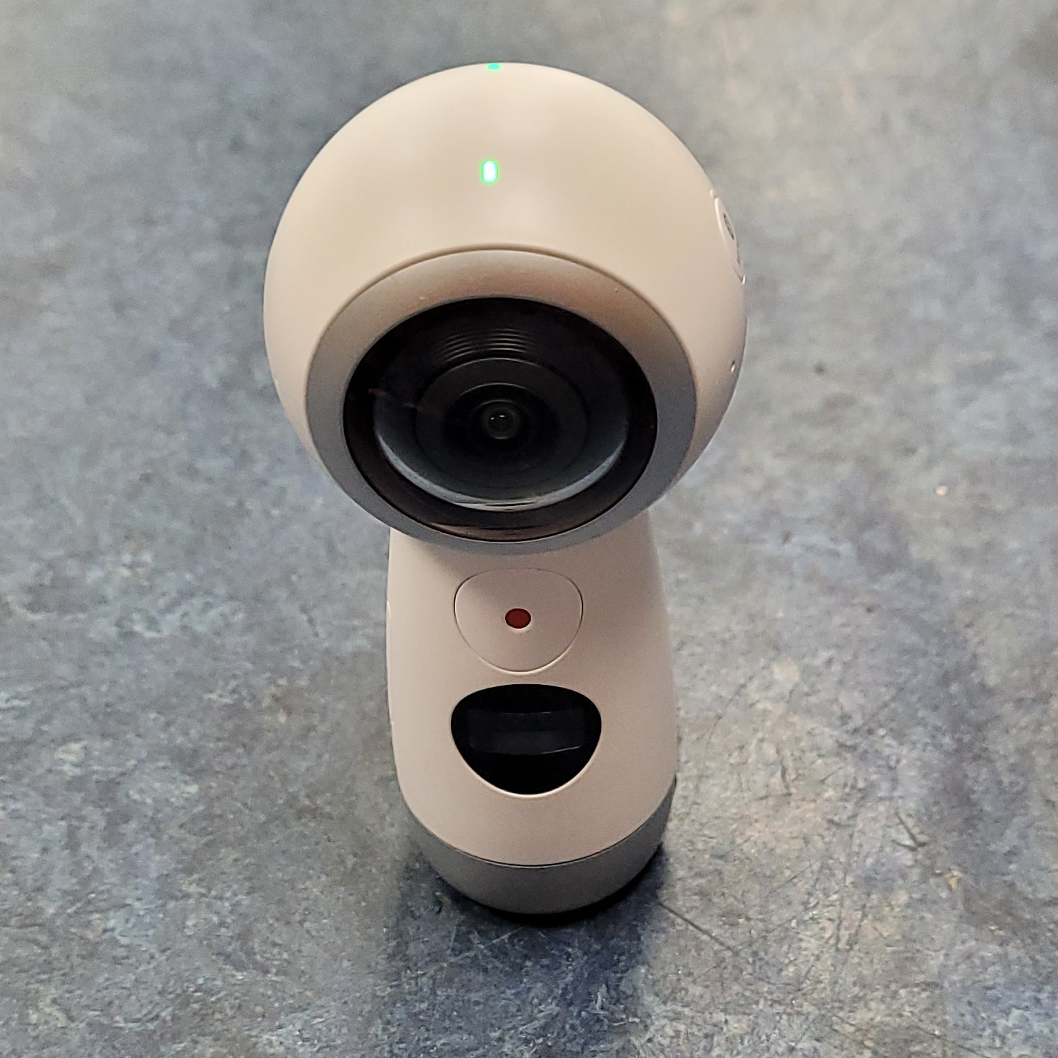 Product photo for Samsung Gear 360 (2017) SM-R210 Camera