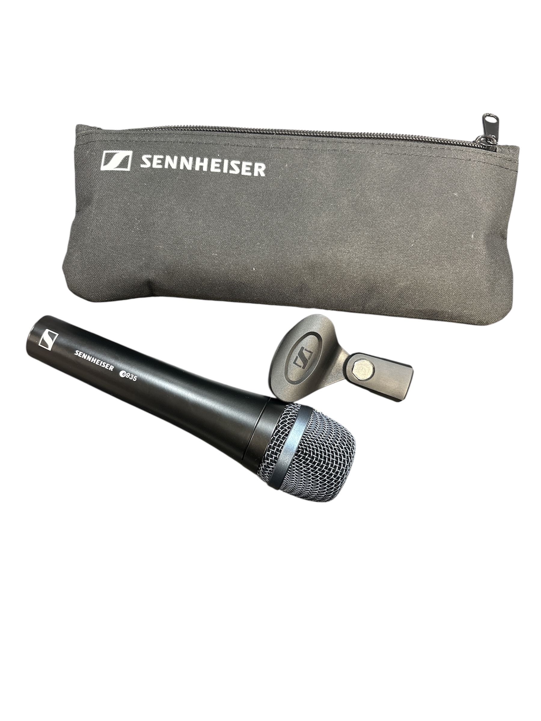 Product photo for Sennheiser e935 Microphone