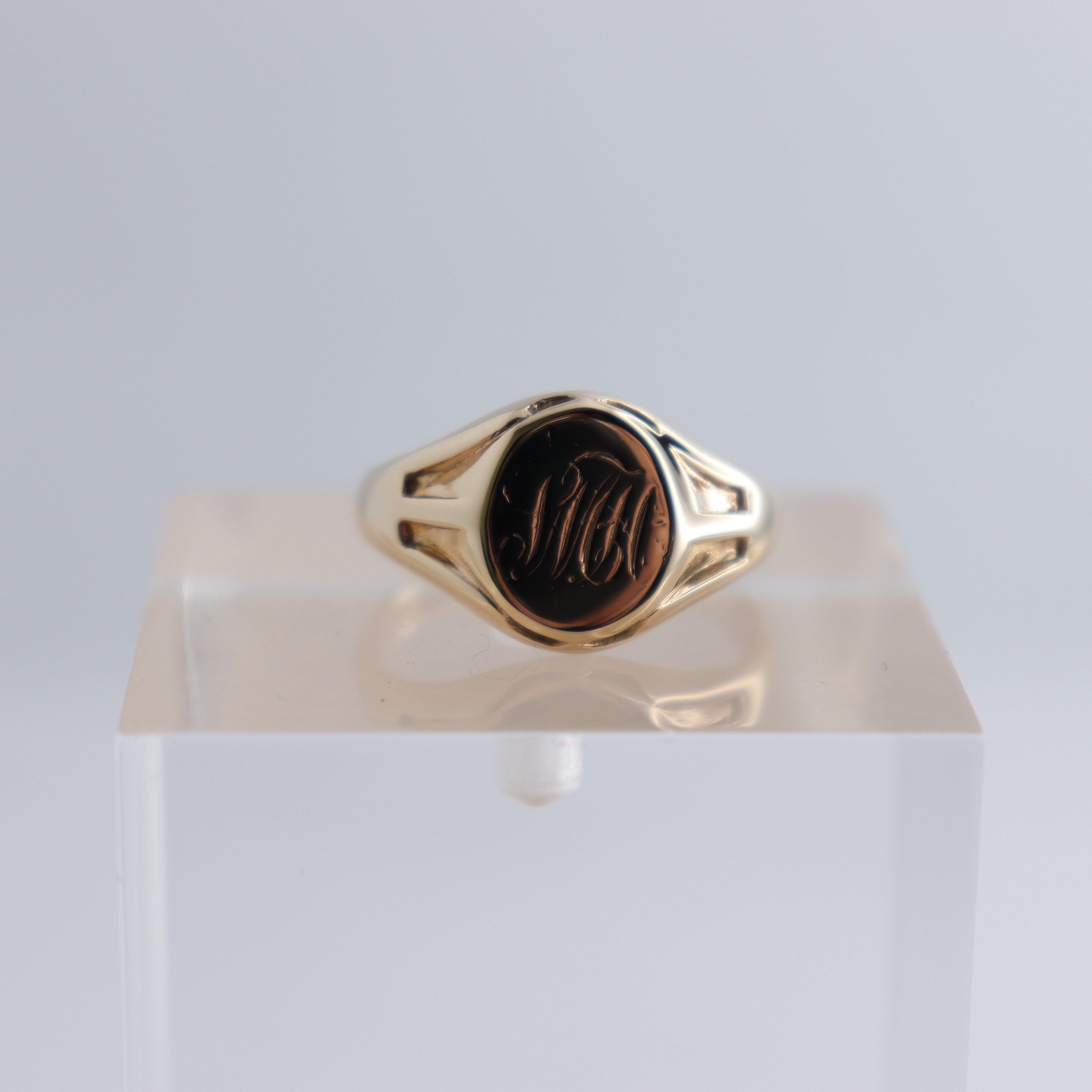 Product photo for Hallmarked 9ct Gold Oval Initial Engraved Signet Ring