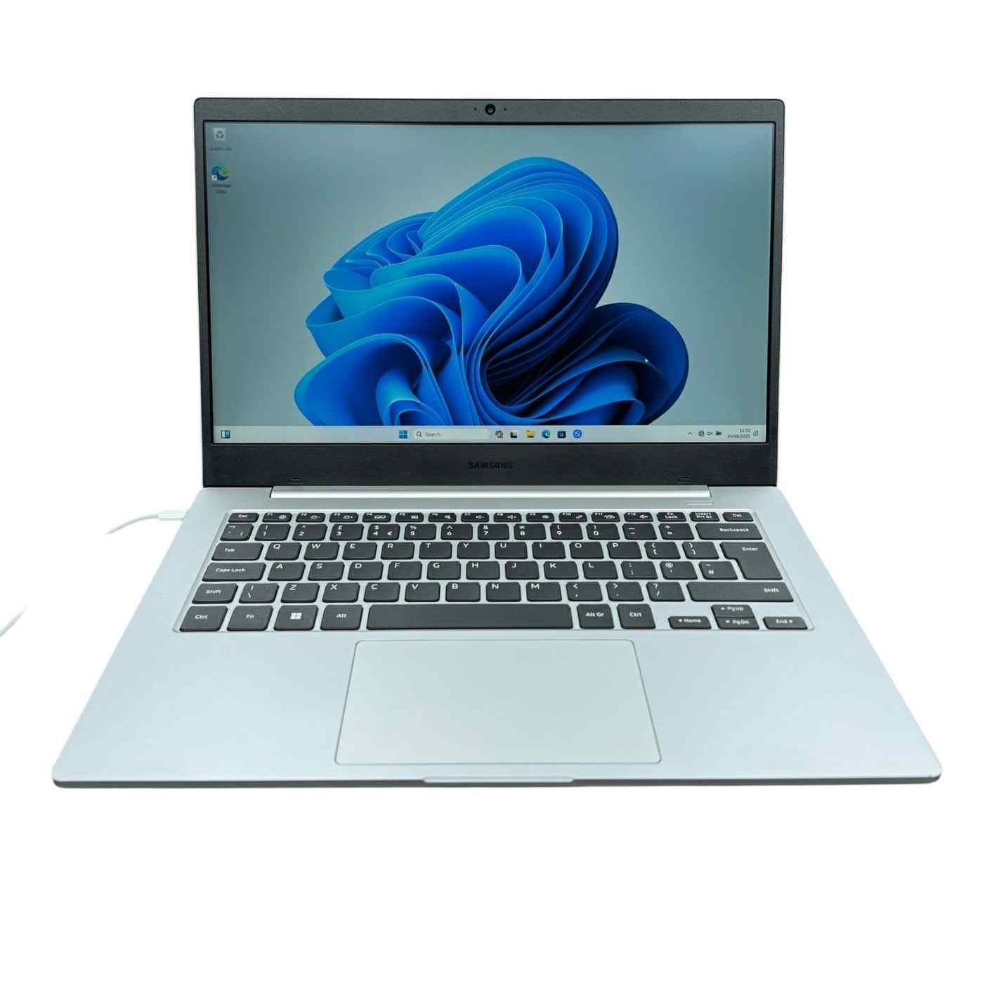 Product photo for Samsung Galaxy Book2 Go/SD 7C+ Gen3/4GB Ram/128GB SSD/14